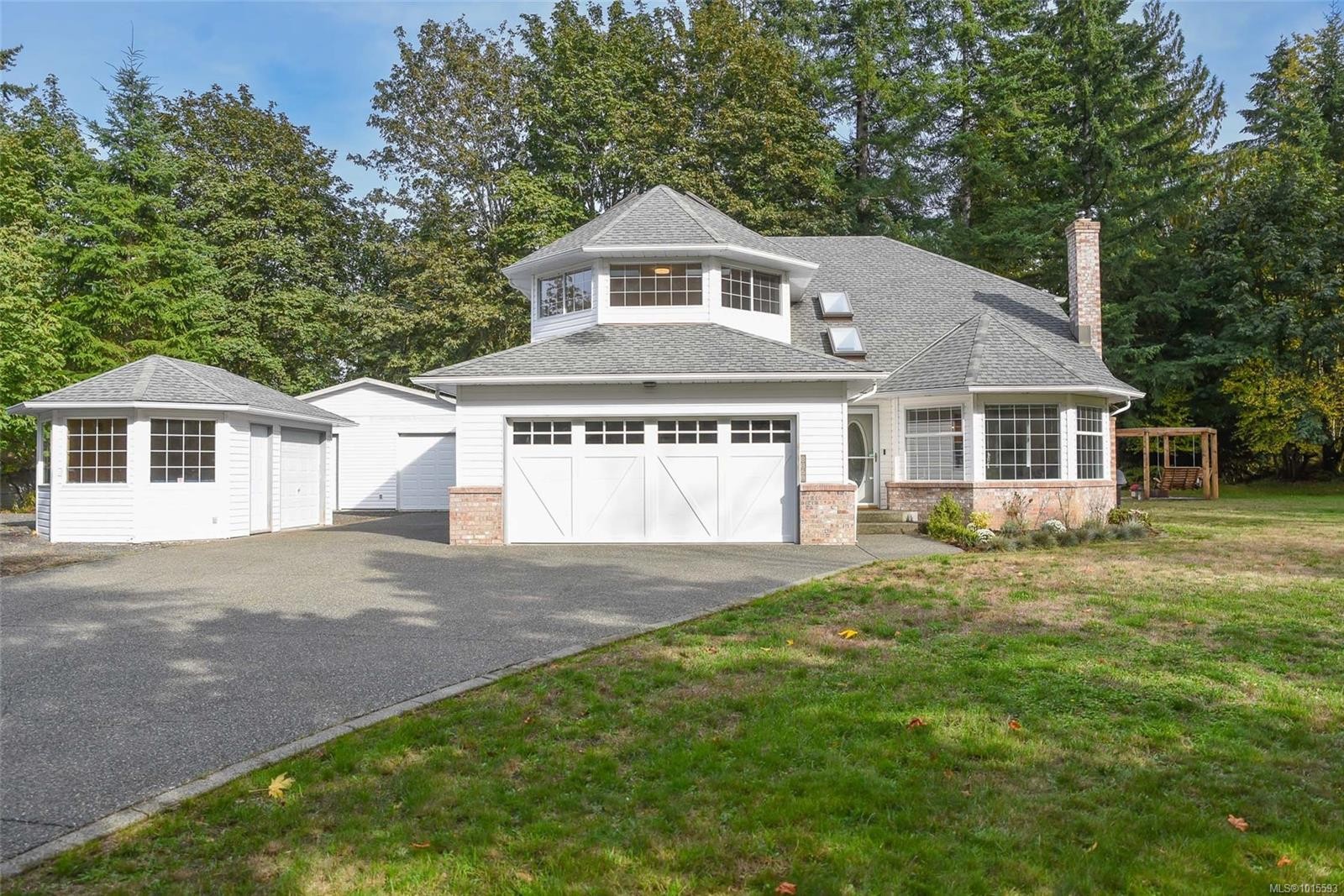 8868 Erickson Pl, Black Creek, BC