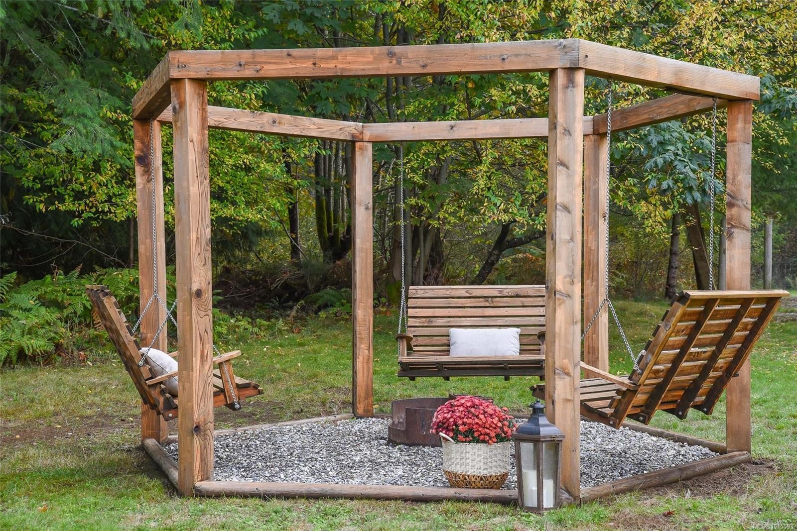 8868 Erickson Pl, Black Creek, BC