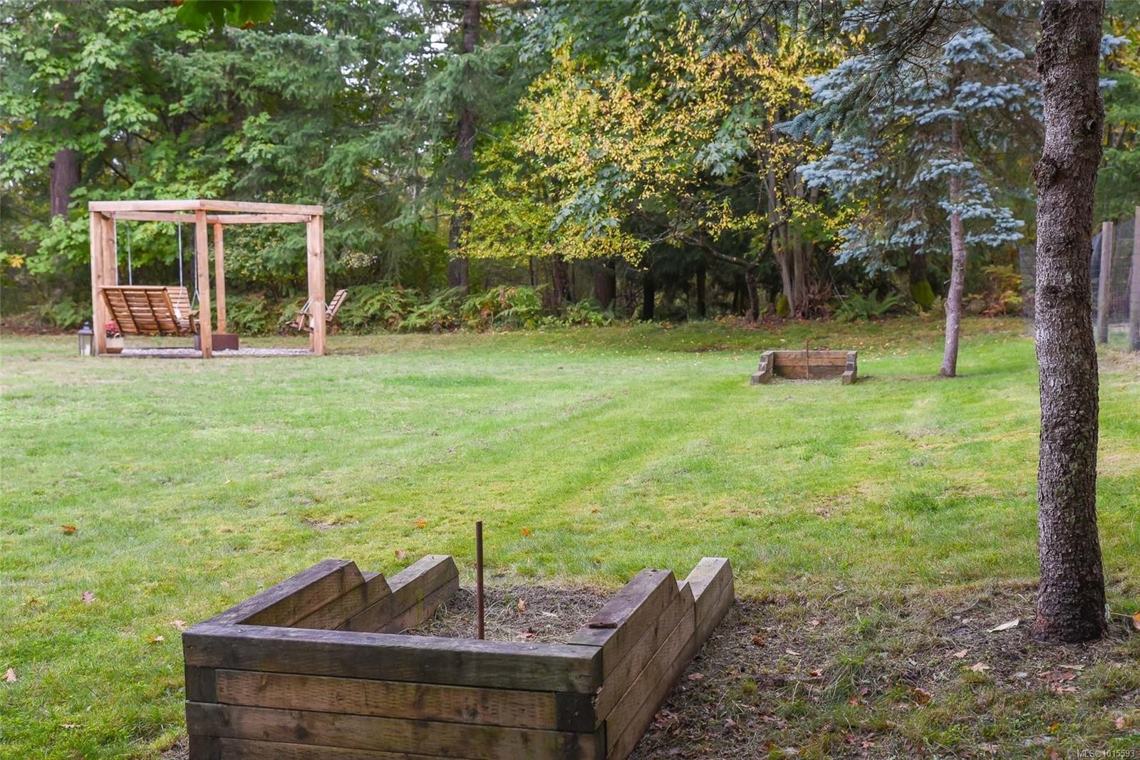 8868 Erickson Pl, Black Creek, BC