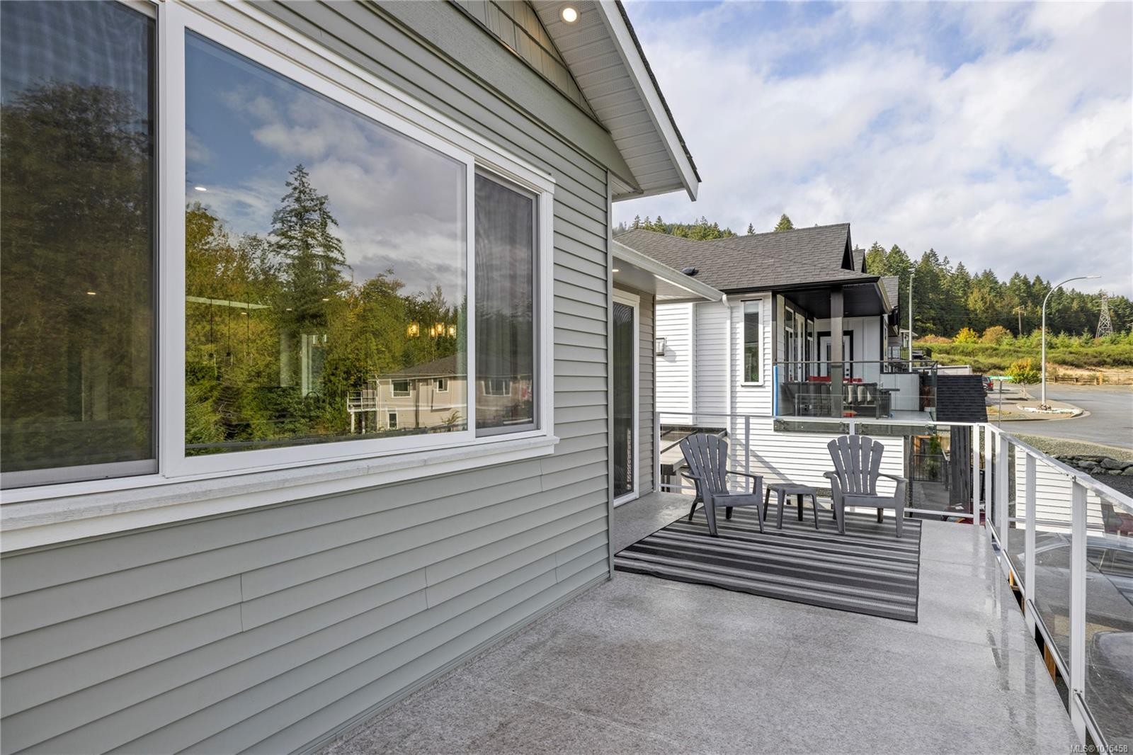 127 Ray Knight Dr, Ladysmith, BC