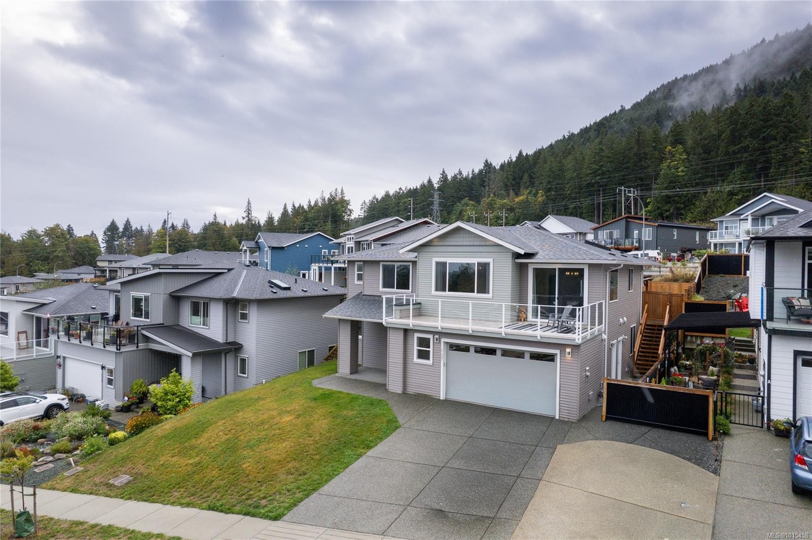 127 Ray Knight Dr, Ladysmith, BC