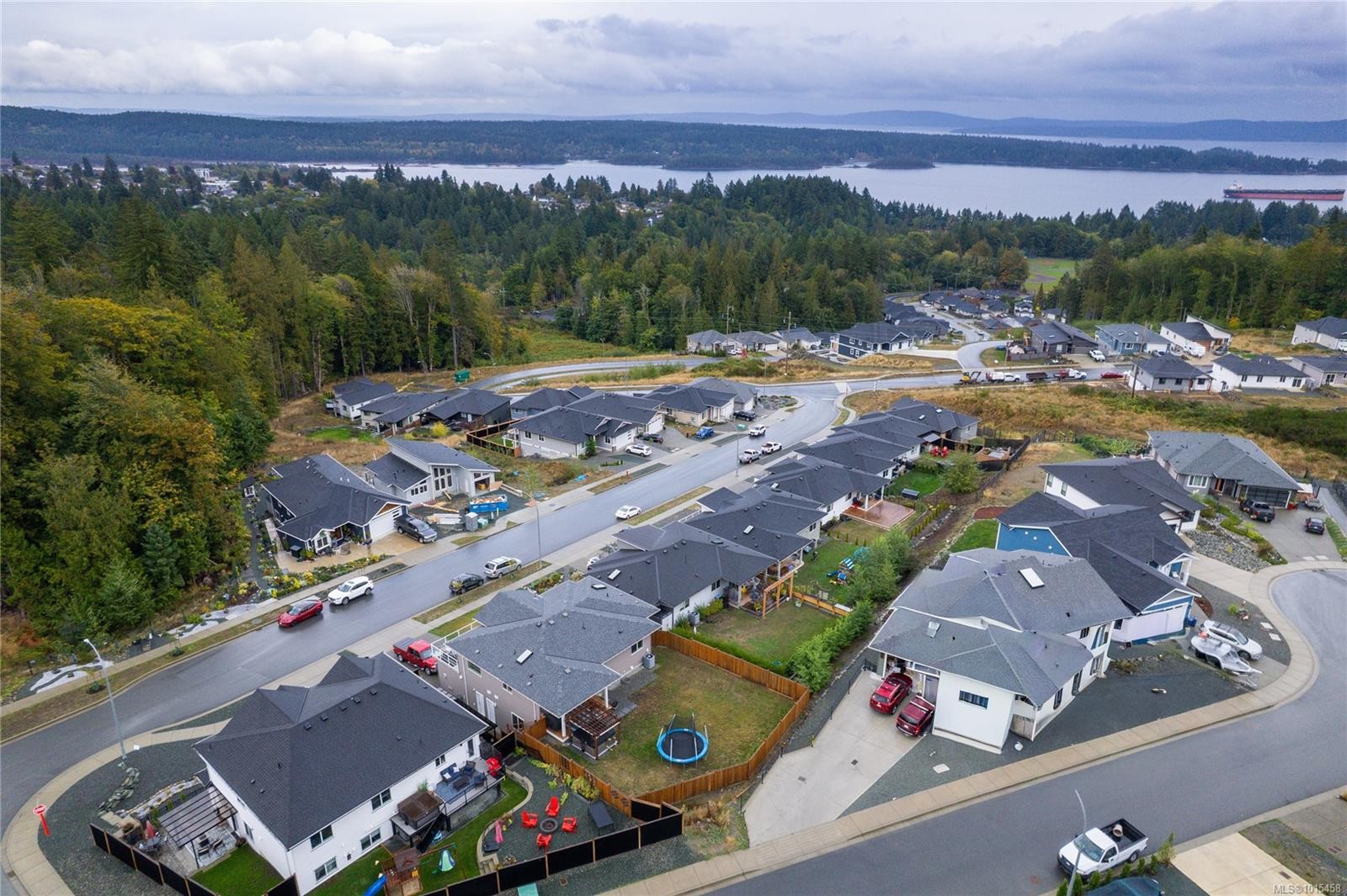 127 Ray Knight Dr, Ladysmith, BC