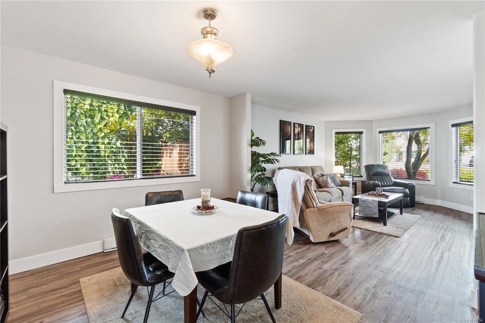 780 Humphrey Rd, Parksville, BC