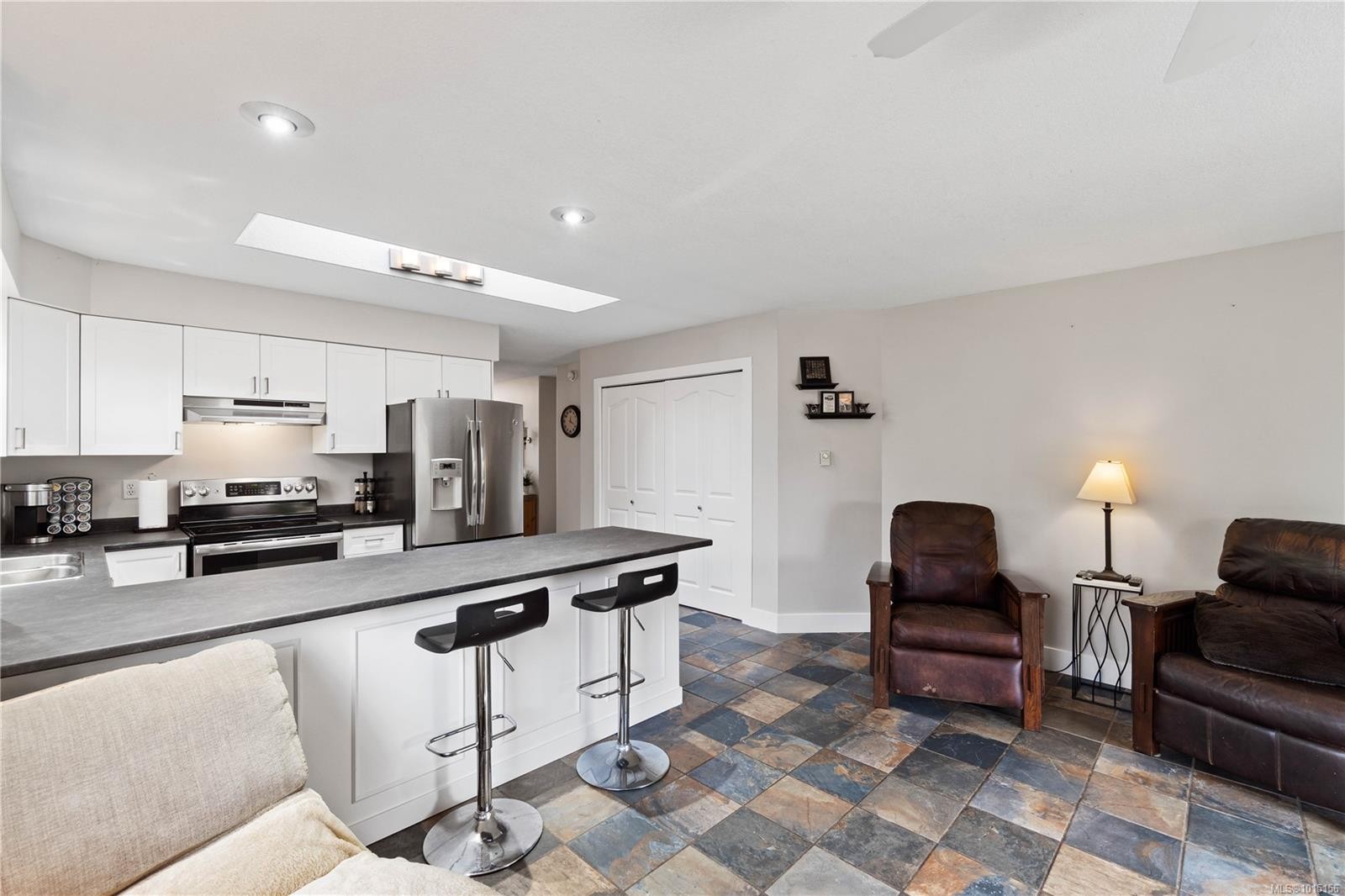 780 Humphrey Rd, Parksville, BC