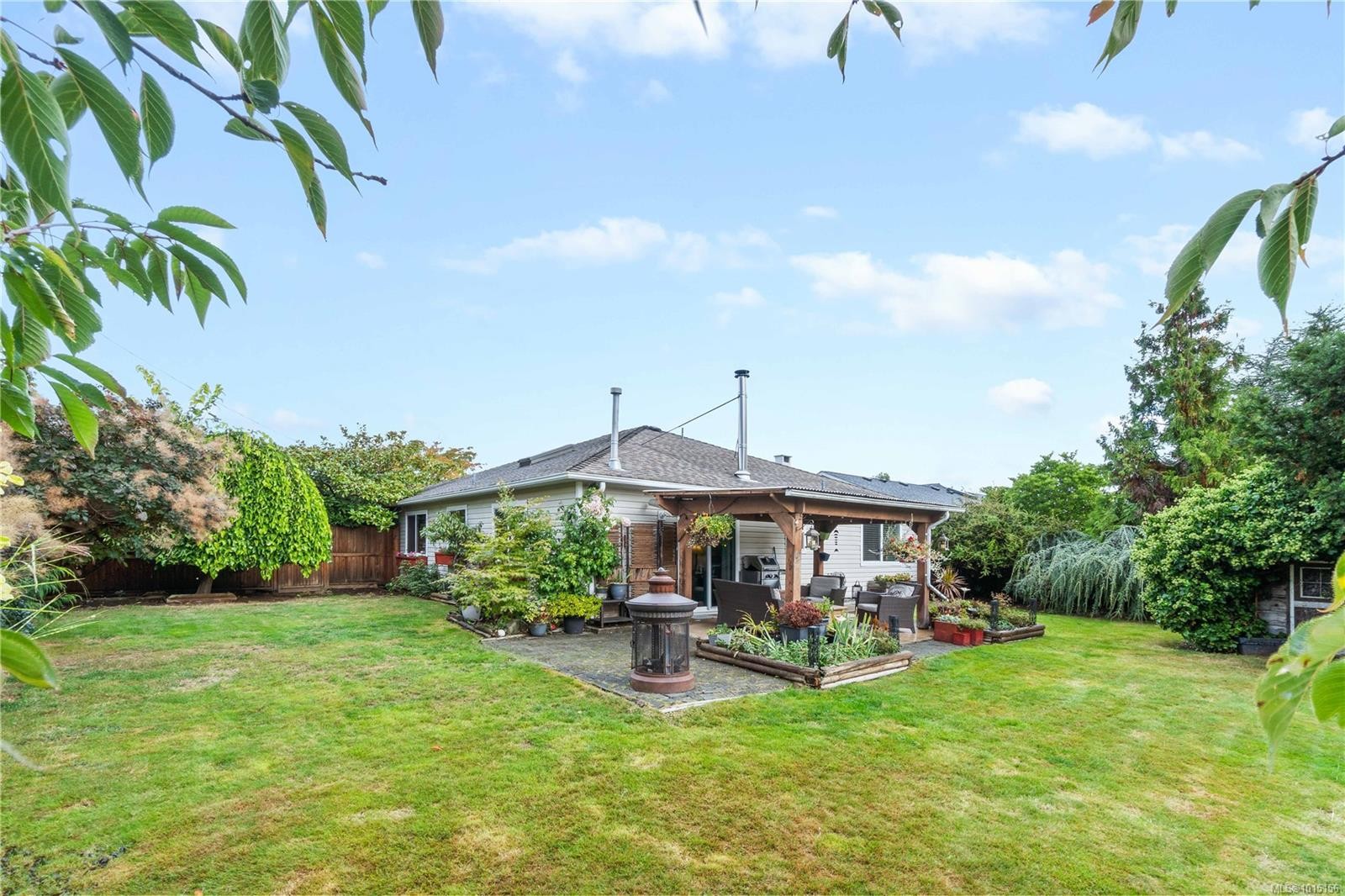 780 Humphrey Rd, Parksville, BC