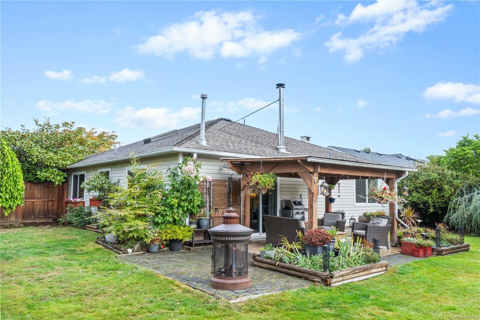 780 Humphrey Rd, Parksville, BC