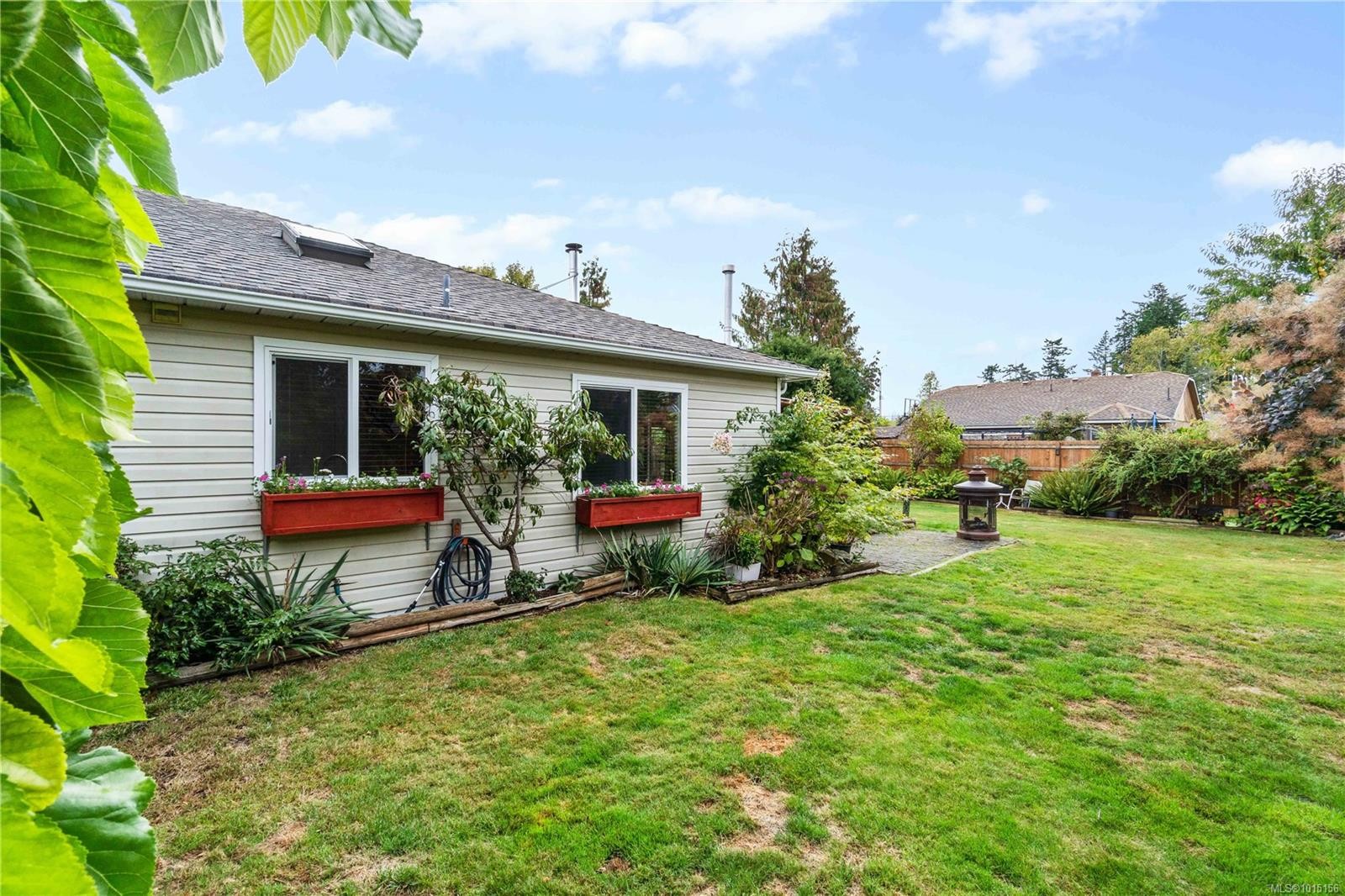 780 Humphrey Rd, Parksville, BC