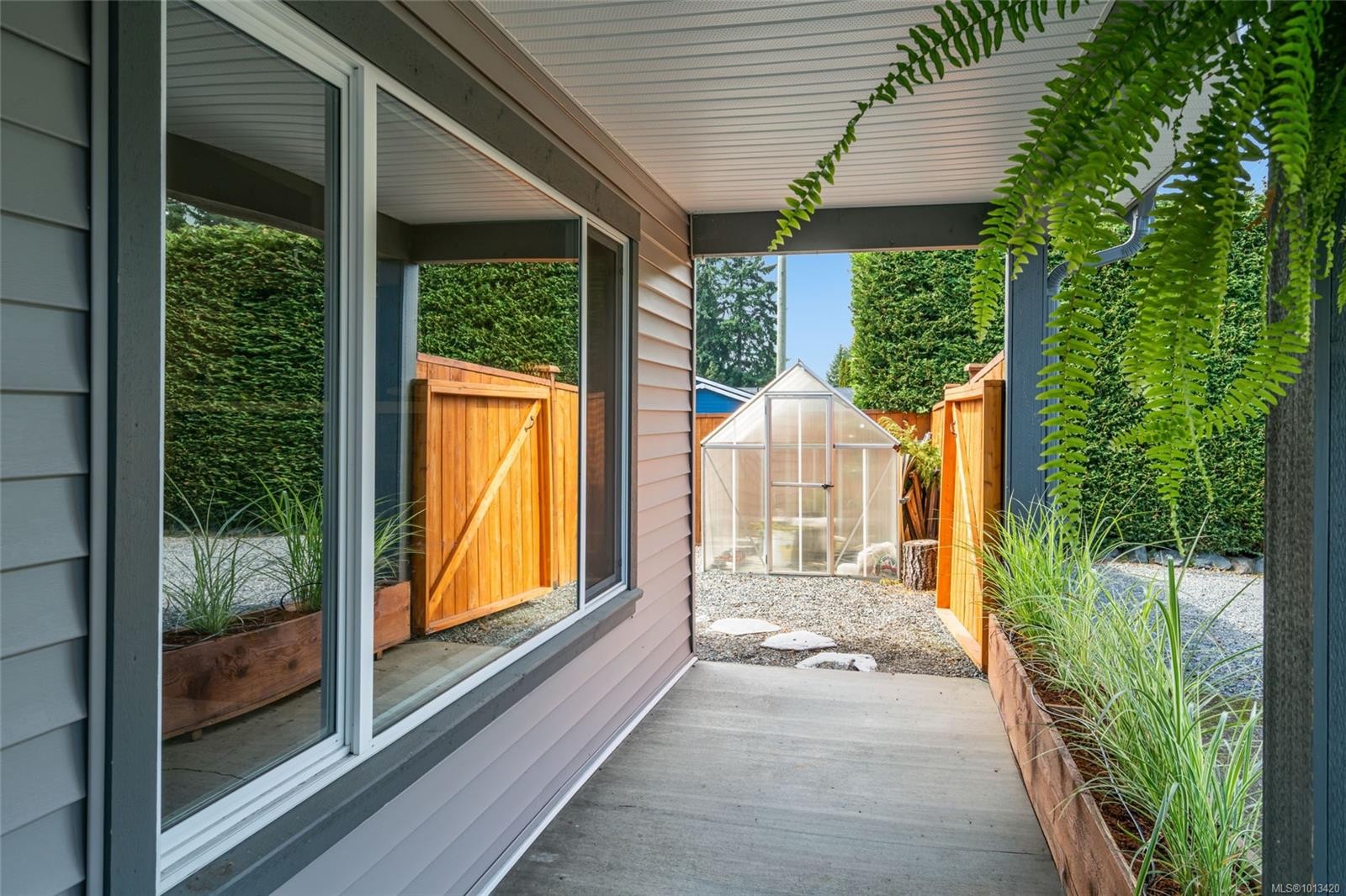 3993 Uplands Dr, Nanaimo, BC