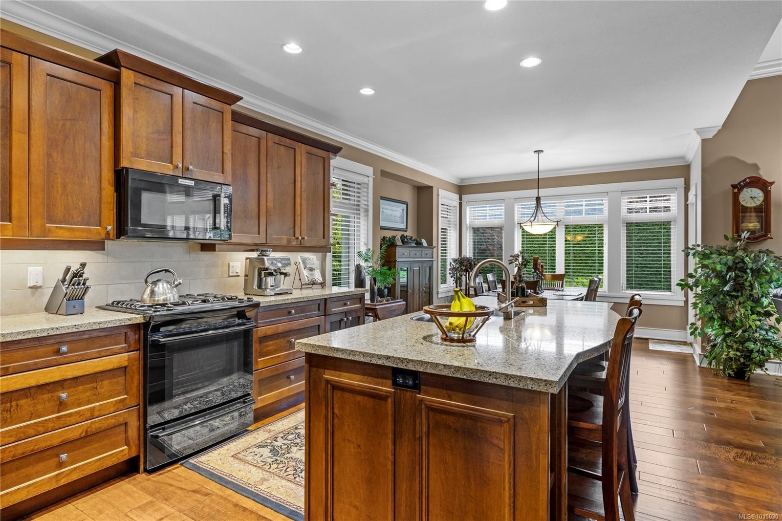 515 Eaglewood Crt, Qualicum Beach, BC