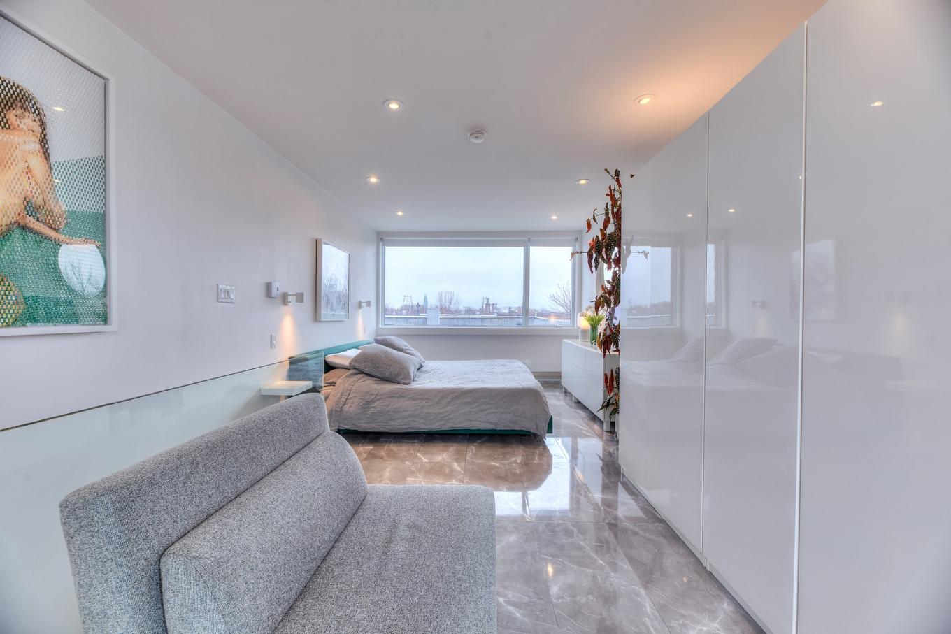 Boudoir - 1438 Rue Joliette, Montréal (Mercier/Hochelaga-Maisonneuve), QC - Indoor