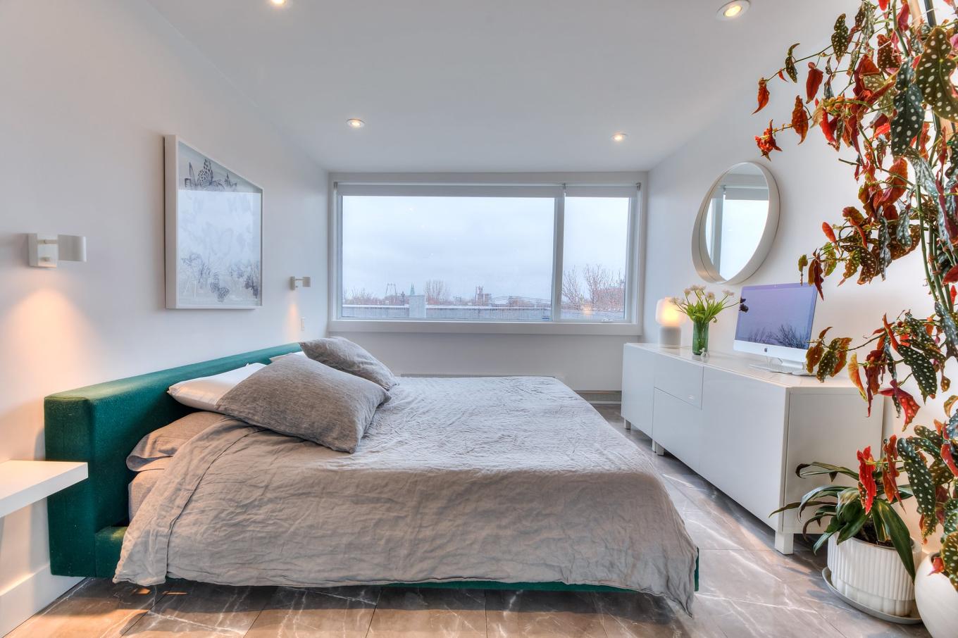 Boudoir - 1438 Rue Joliette, Montréal (Mercier/Hochelaga-Maisonneuve), QC - Indoor Photo Showing Bedroom