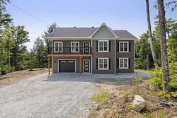 66 Ch. des Lueurs Val-Des-Monts, QC J8N 4J6