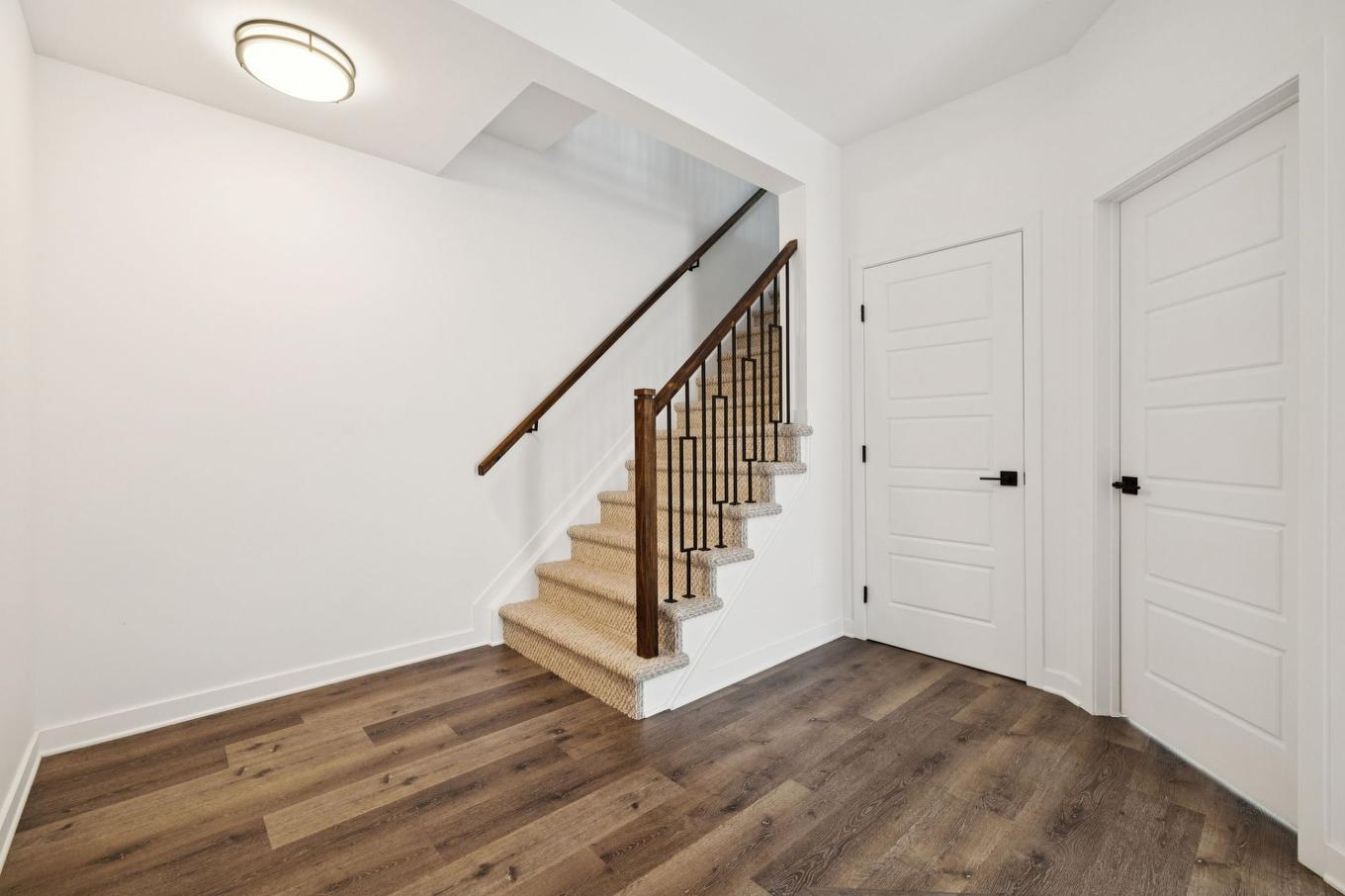 Staircase - 66 Ch. Des Lueurs, Val-Des-Monts, QC - Indoor Photo Showing Other Room