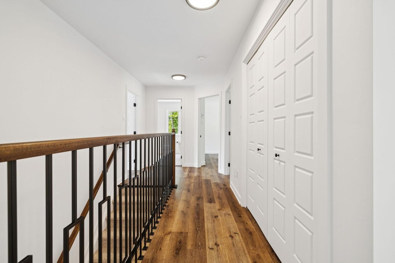 Passageway - 66 Ch. Des Lueurs, Val-Des-Monts, QC - Indoor Photo Showing Other Room