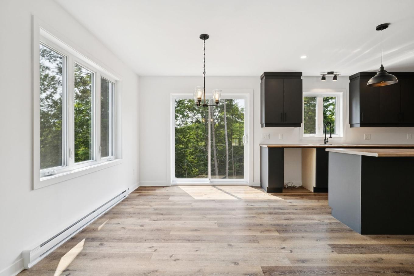 Dining room - 66 Ch. Des Lueurs, Val-Des-Monts, QC - Indoor