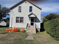 307 Cabot Street Sydney, NS B1P 4E9