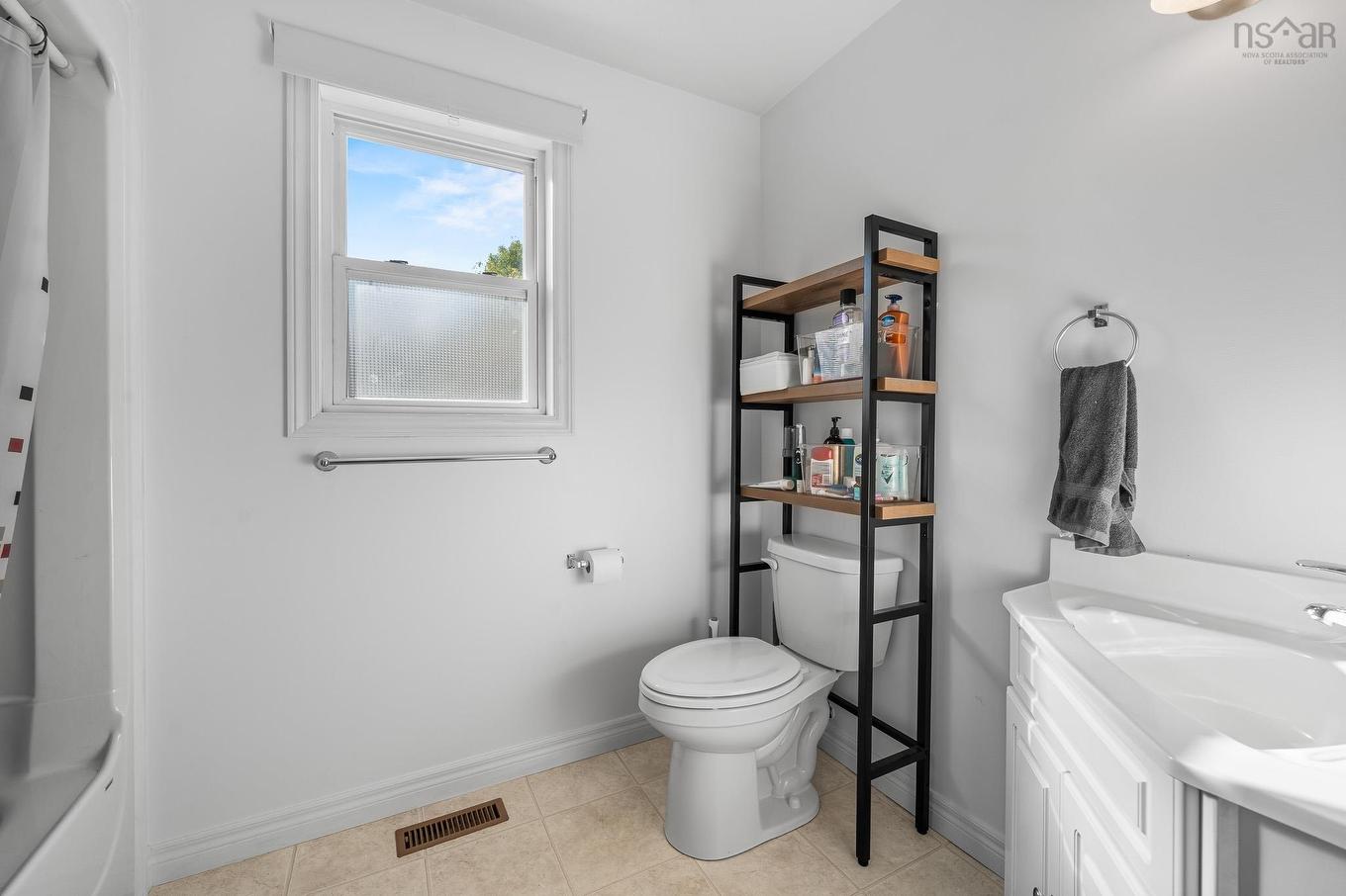 362 Orchard Street, South Berwick, NS