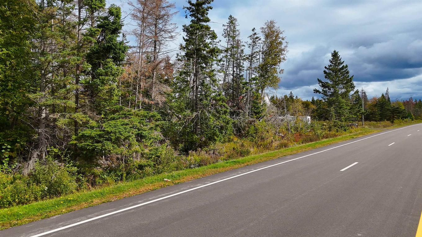 Lot Trans Canada Highway, Wood Islands, PE