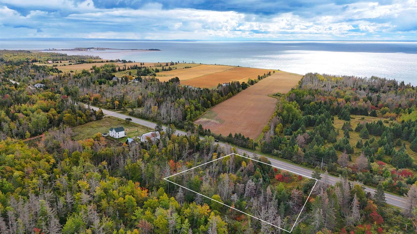 Lot Trans Canada Highway, Wood Islands, PE