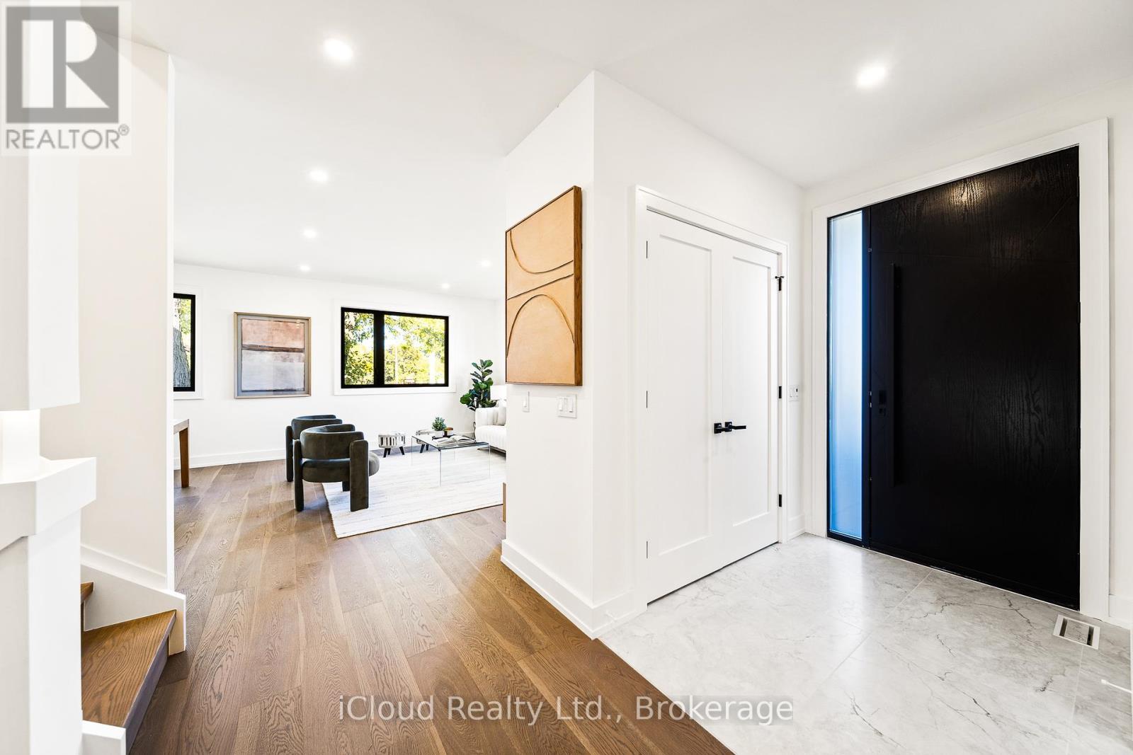 1140 Ogden Avenue, Mississauga, ON - Indoor Photo Showing Other Room