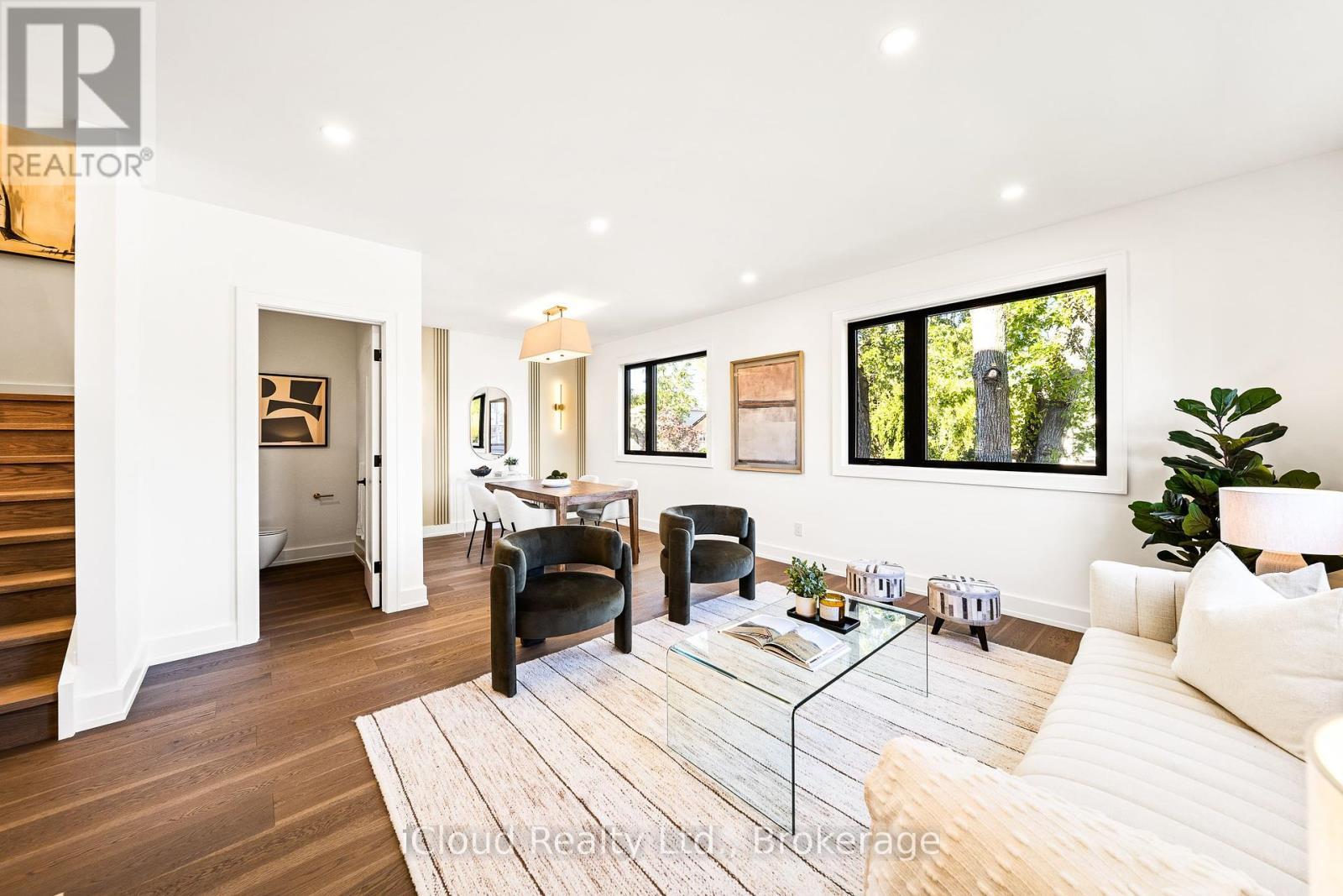 1140 Ogden Avenue, Mississauga, ON - Indoor