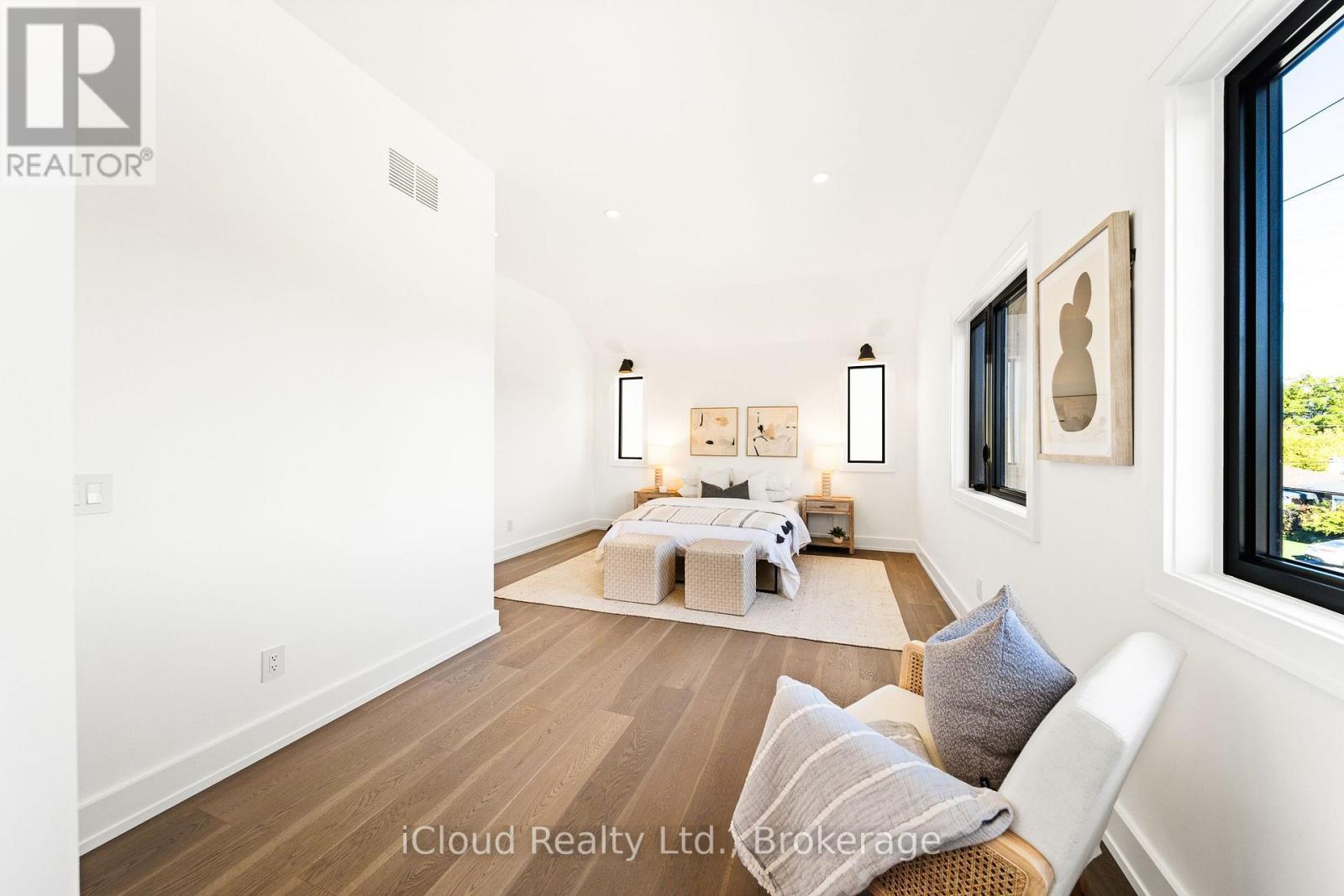 1140 Ogden Avenue, Mississauga, ON - Indoor Photo Showing Other Room