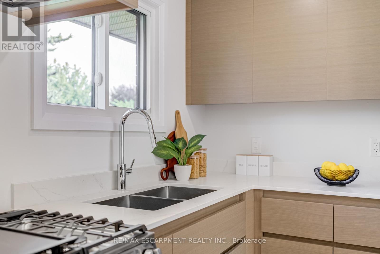 13 Skyland Drive, Hamilton, ON - Indoor Photo Showing Kitchen With Double Sink