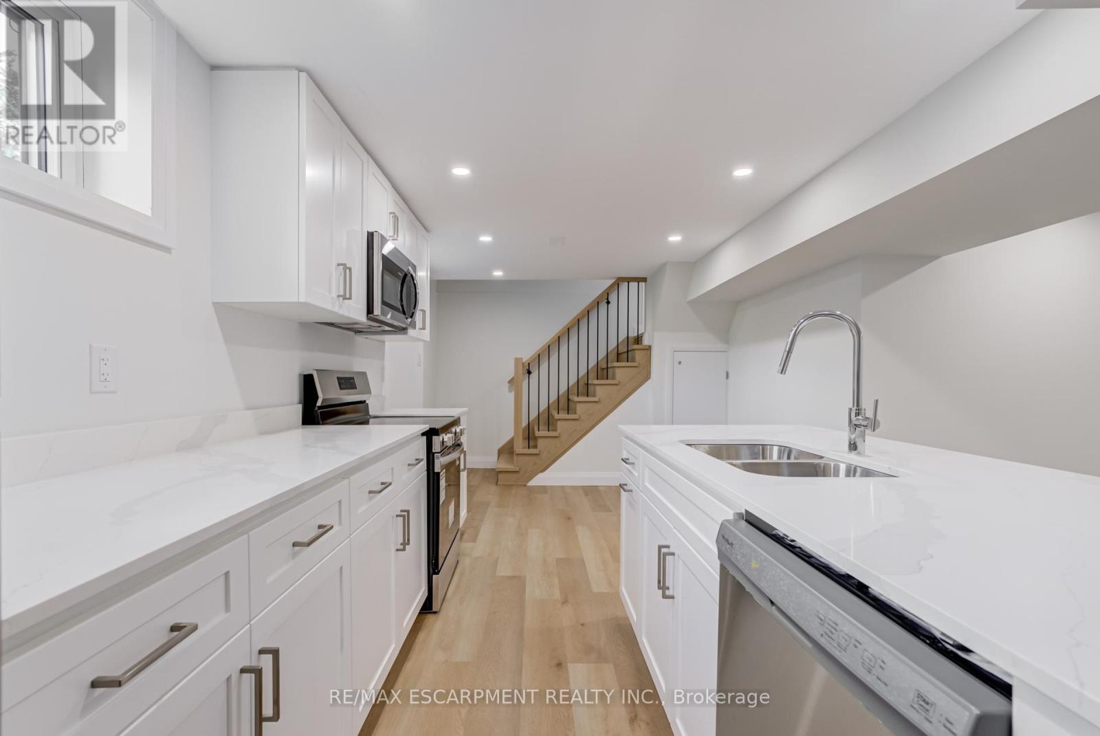 13 Skyland Drive, Hamilton, ON - Indoor Photo Showing Kitchen With Double Sink