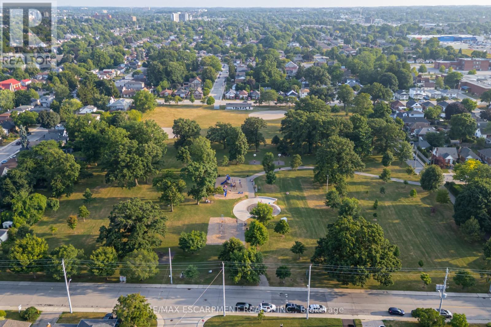 13 Skyland Drive, Hamilton, ON - Outdoor With View