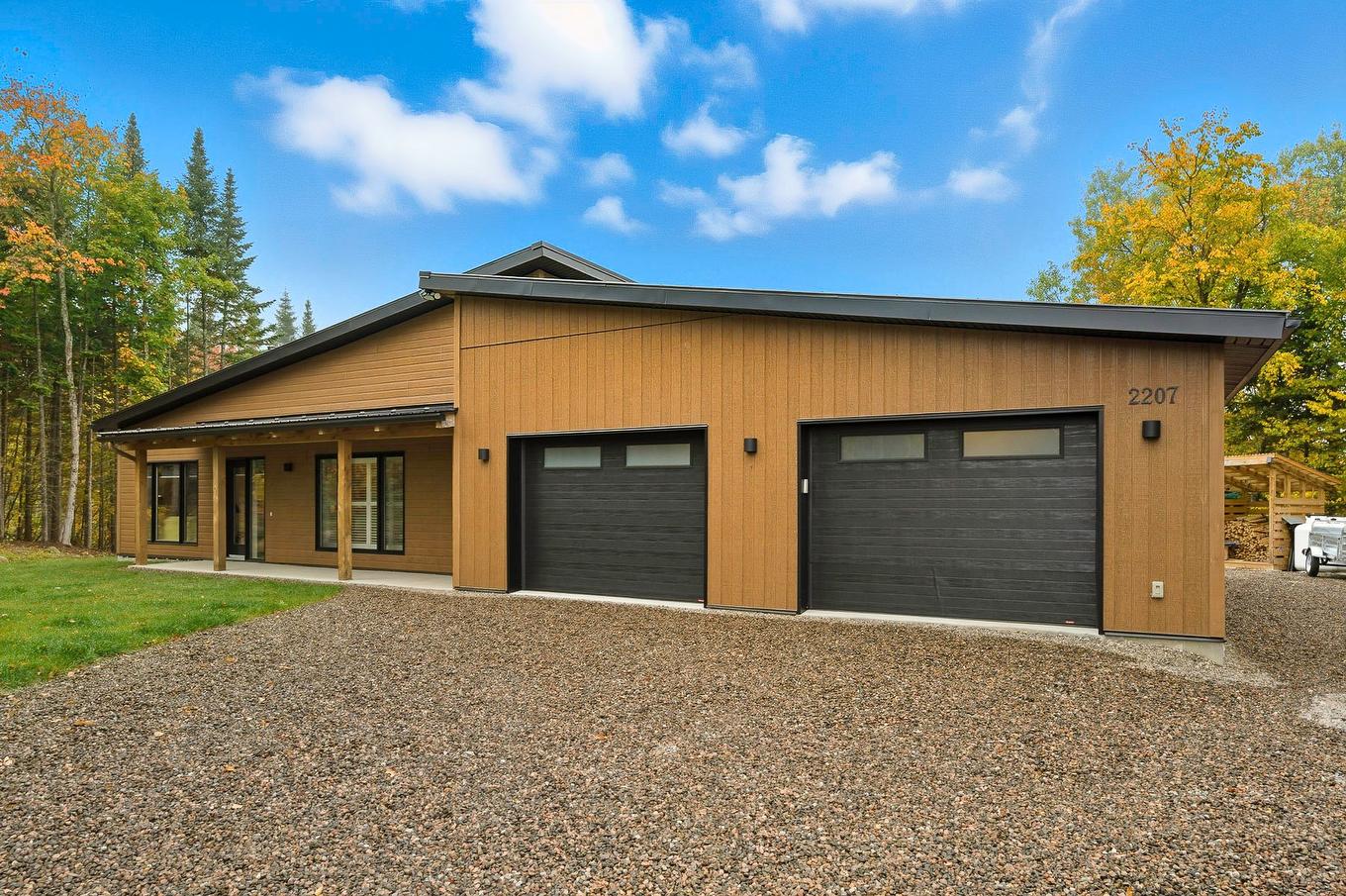 Façade - 2207 Ch. Du Golf, Sainte-Lucie-Des-Laurentides, QC - Outdoor