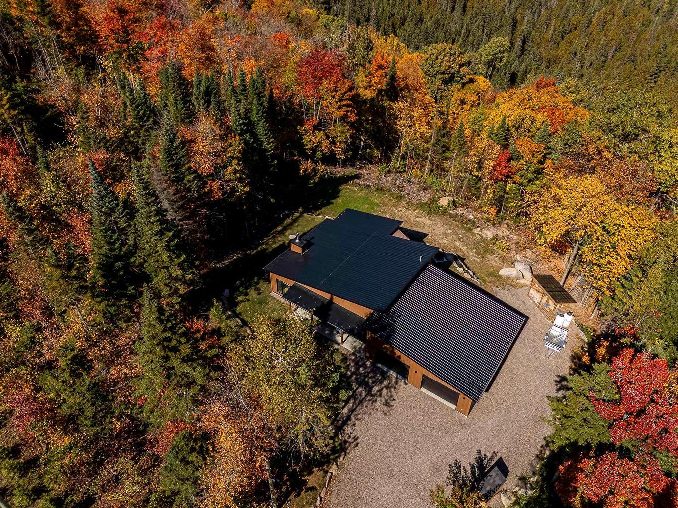 Photo aérienne - 2207 Ch. Du Golf, Sainte-Lucie-Des-Laurentides, QC - Outdoor With View