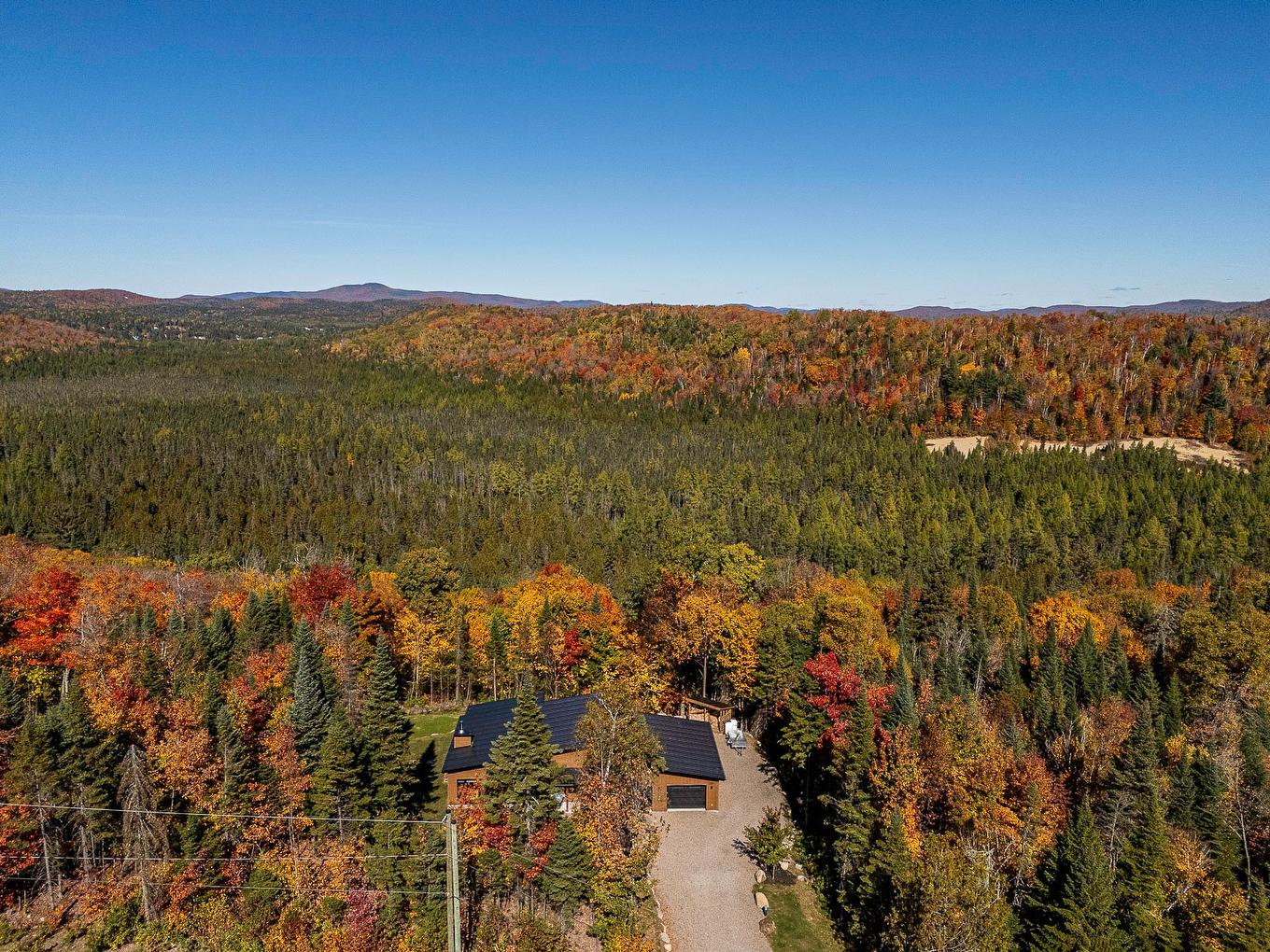 Photo aérienne - 2207 Ch. Du Golf, Sainte-Lucie-Des-Laurentides, QC - Outdoor With View