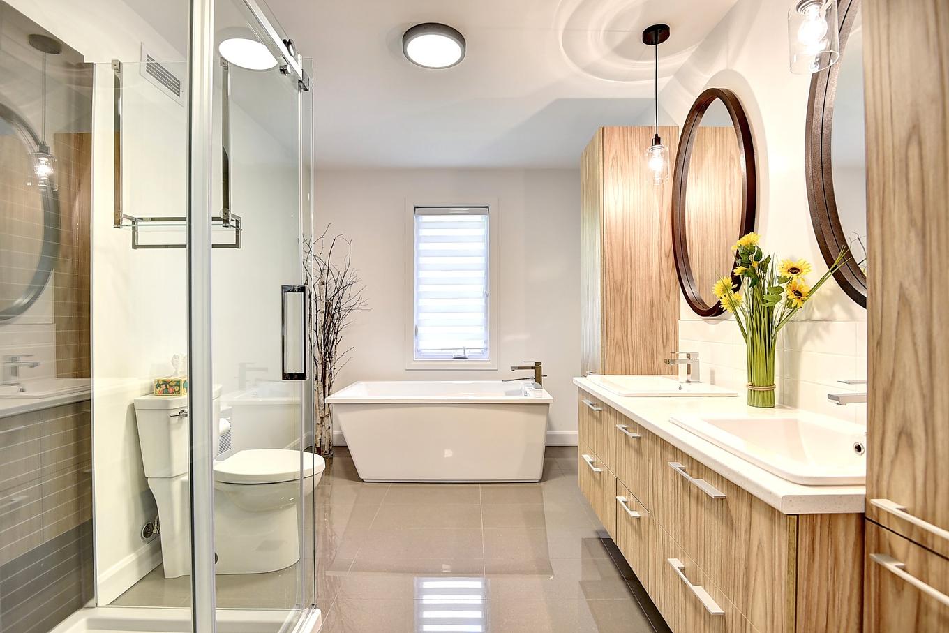 Bathroom - 172 Ch. Du Domaine, Saint-Michel-Des-Saints, QC - Indoor Photo Showing Bathroom