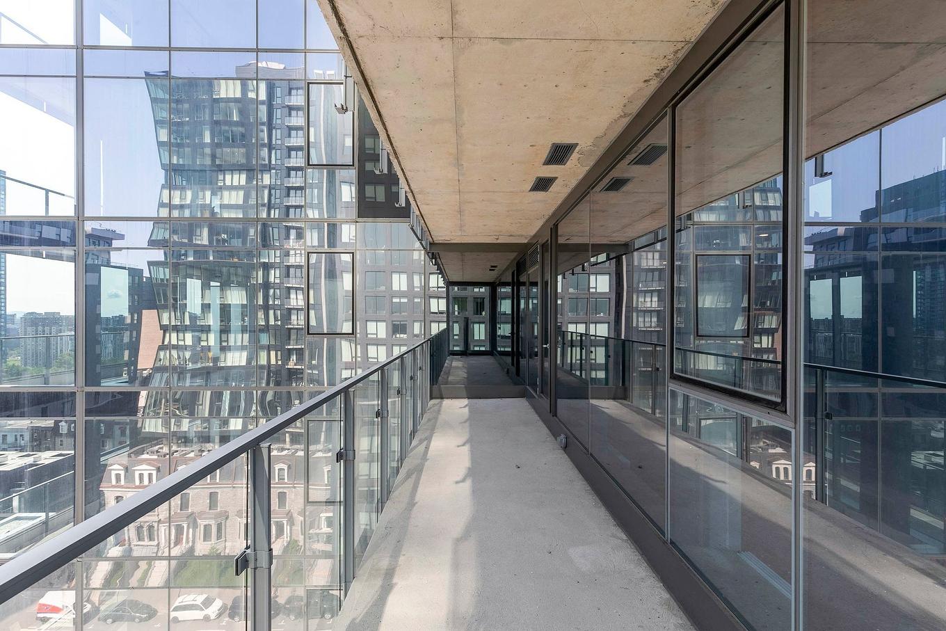 Balcony - 1514-1500 Boul. René-Lévesque O., Montréal (Ville-Marie), QC - Photo Showing Other Room