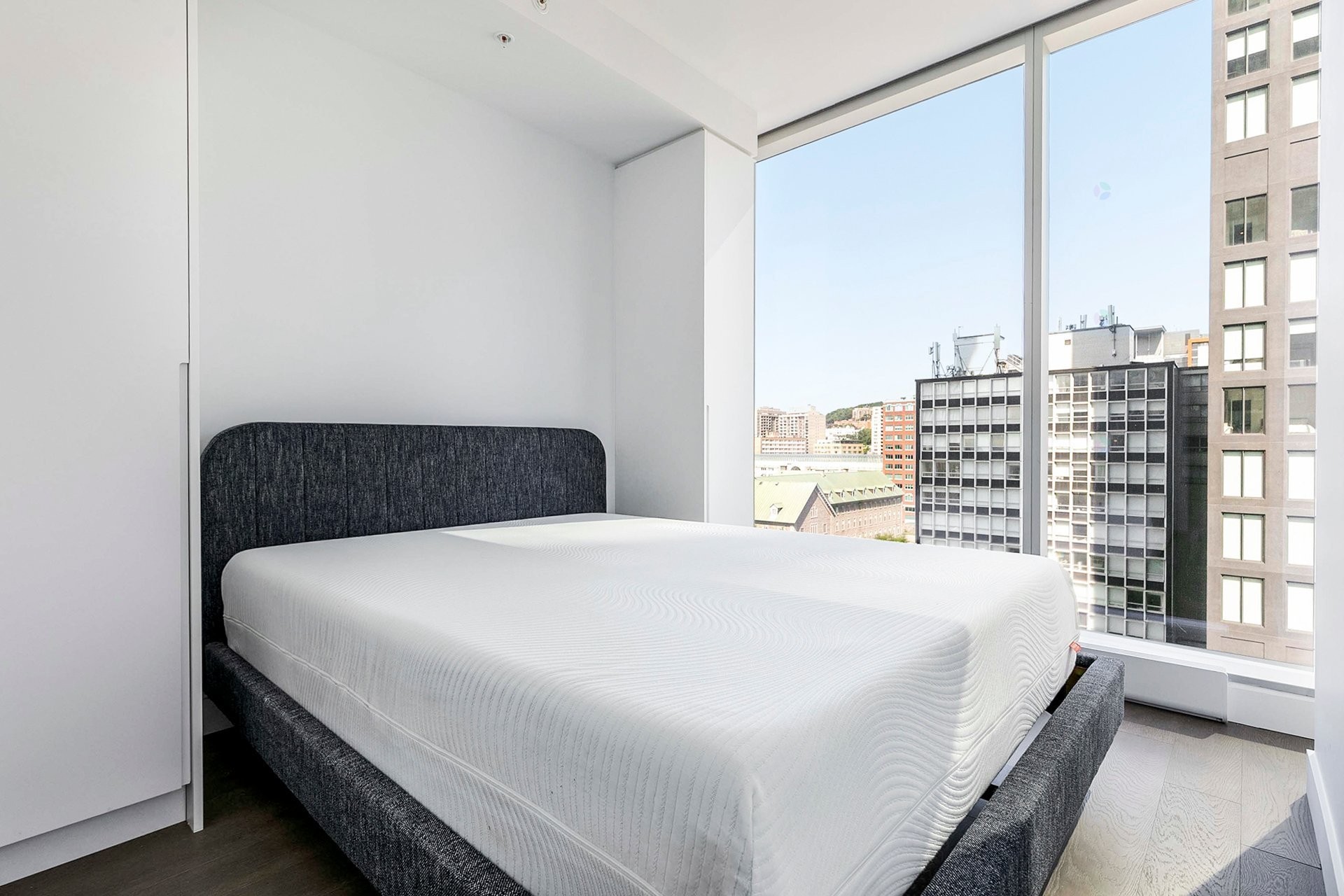Chambre à coucher - 1514-1500 Boul. René-Lévesque O., Montréal (Ville-Marie), QC - Indoor Photo Showing Bedroom
