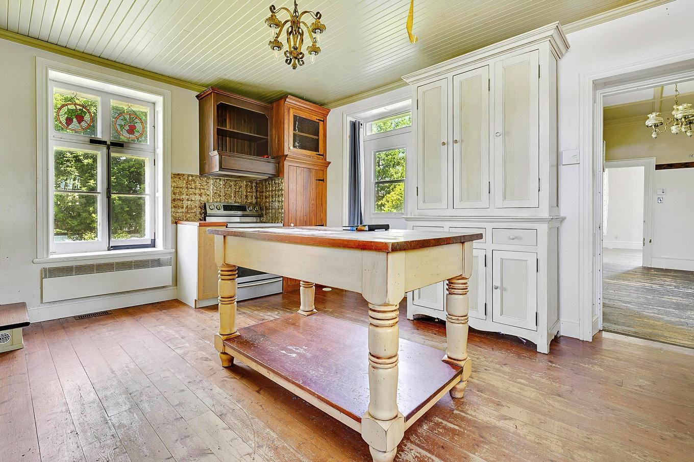 Kitchen - 10090 Rue St-Vincent, Mirabel, QC - Indoor