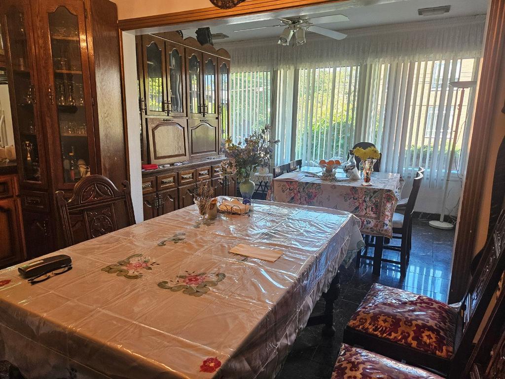 Salle à manger - 7340 Av. Somerled, Montréal (Côte-Des-Neiges/Notre-Dame-De-Grâce), QC - Indoor Photo Showing Dining Room