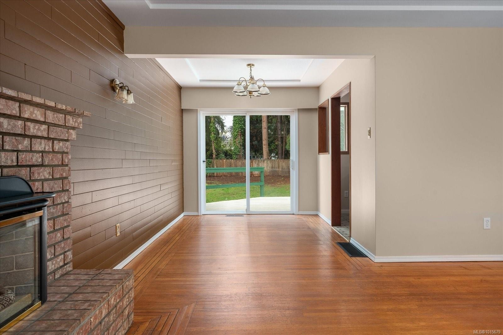 2385 Marlborough Dr, Nanaimo, BC