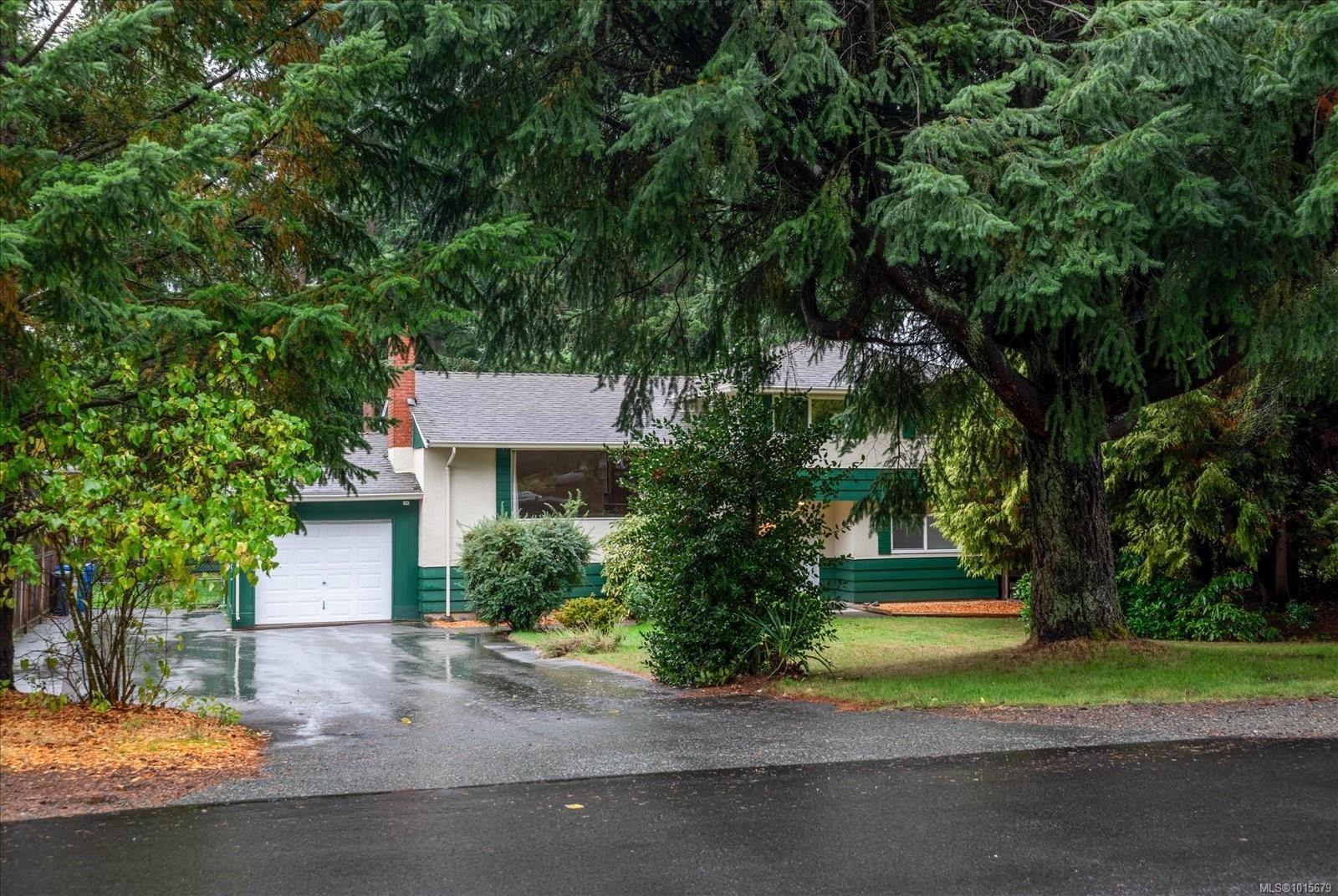 2385 Marlborough Dr, Nanaimo, BC