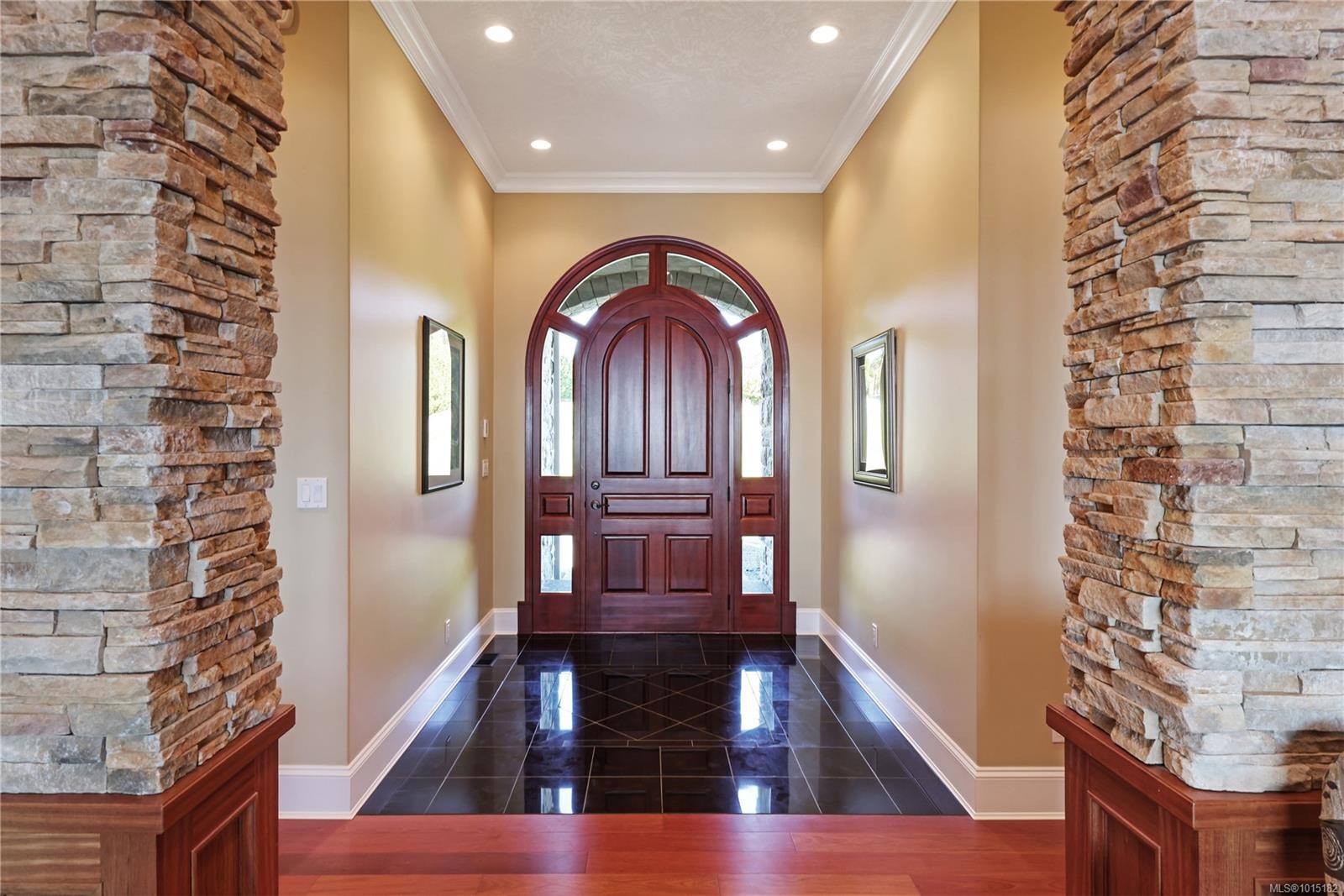 6480 Eagles Dr, Courtenay, BC