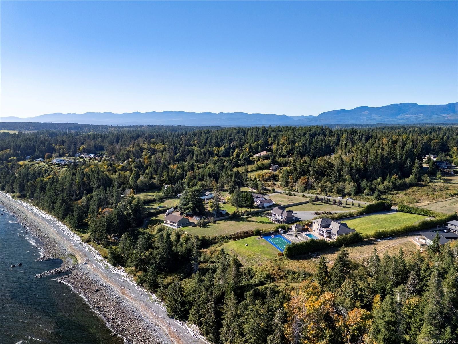 6480 Eagles Dr, Courtenay, BC