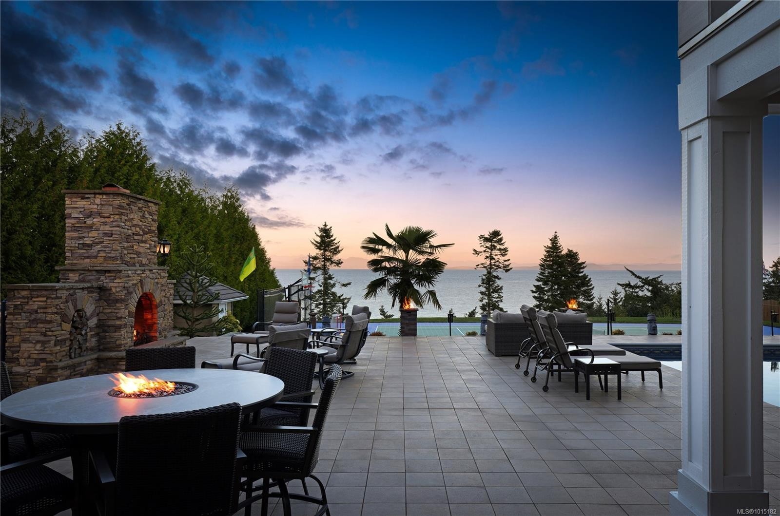 6480 Eagles Dr, Courtenay, BC