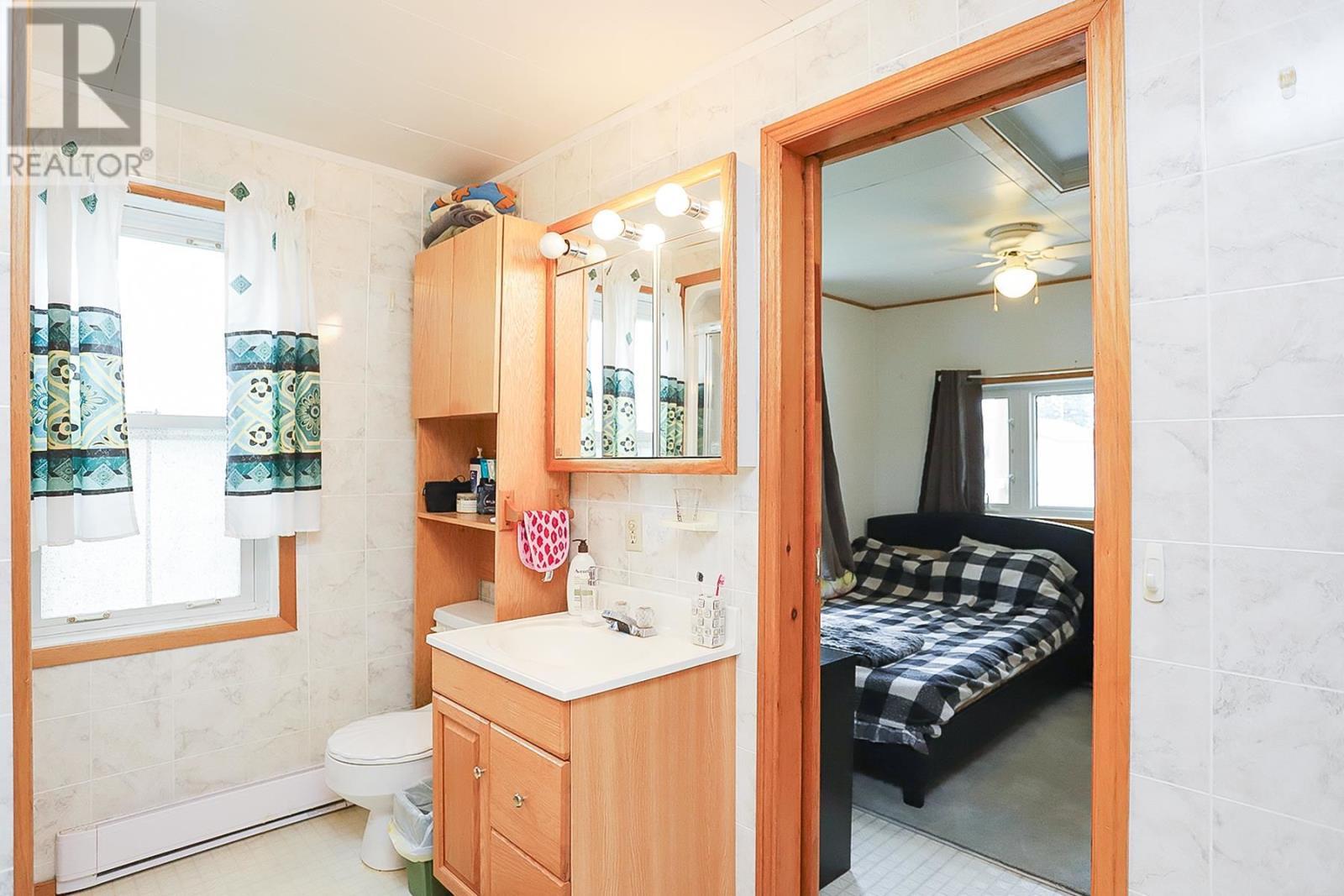 234 Federation St, Thessalon, ON - Indoor Photo Showing Bathroom