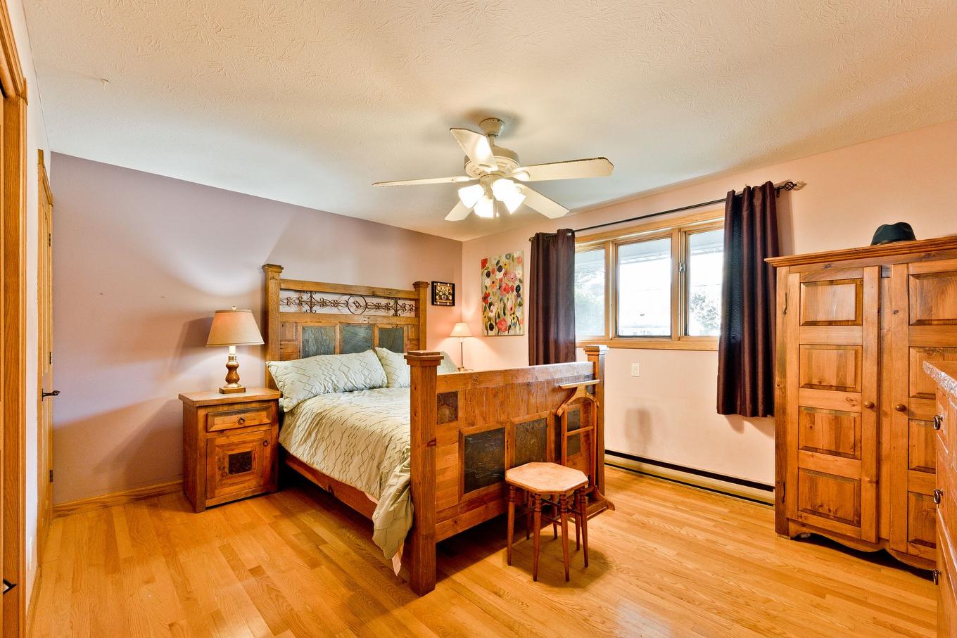 Primary bedroom - 850 Av. Du Parc, Sherbrooke (Brompton/Rock Forest/Saint-Élie/Deauville), QC - Indoor Photo Showing Bedroom