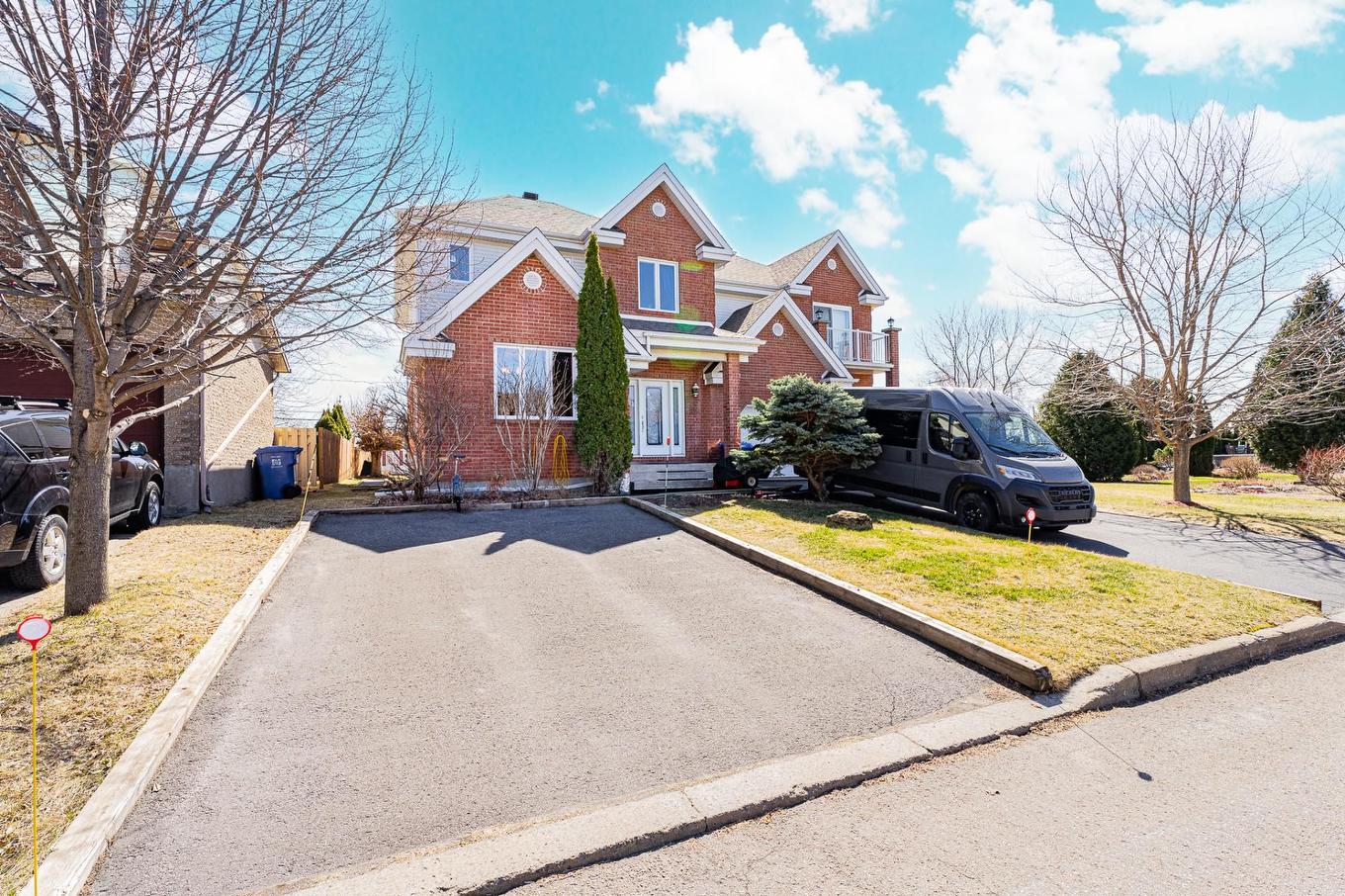 Frontage - 3940 Rue Ovide, Brossard, QC - Outdoor With Facade