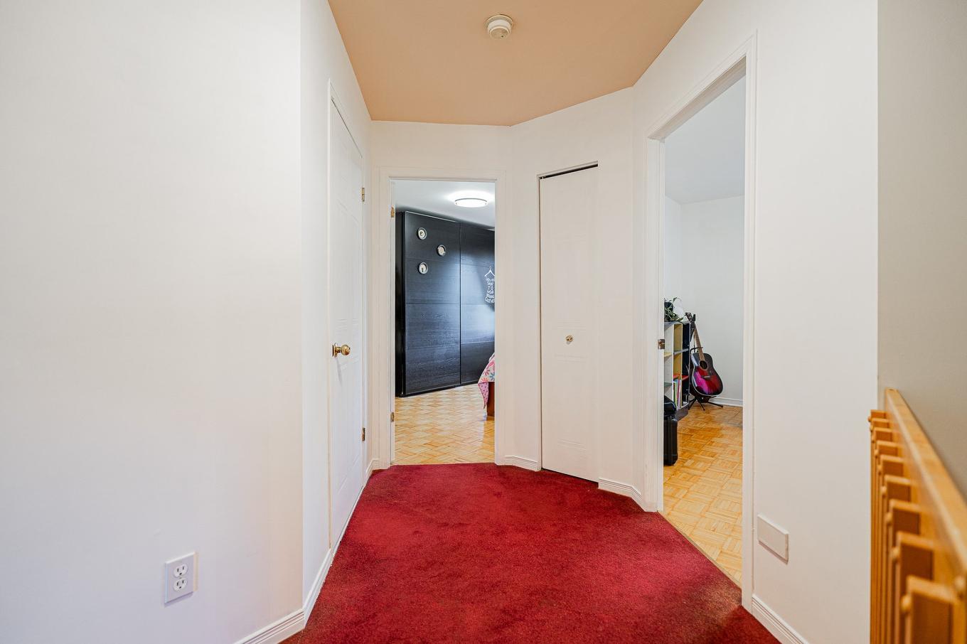 Passageway - 3940 Rue Ovide, Brossard, QC - Indoor Photo Showing Other Room