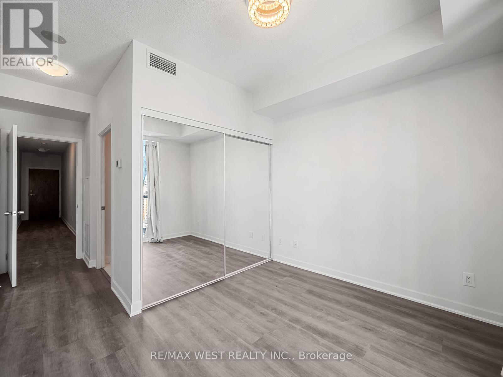 3104 - 33 Bay Street, Toronto, ON - Indoor Photo Showing Other Room