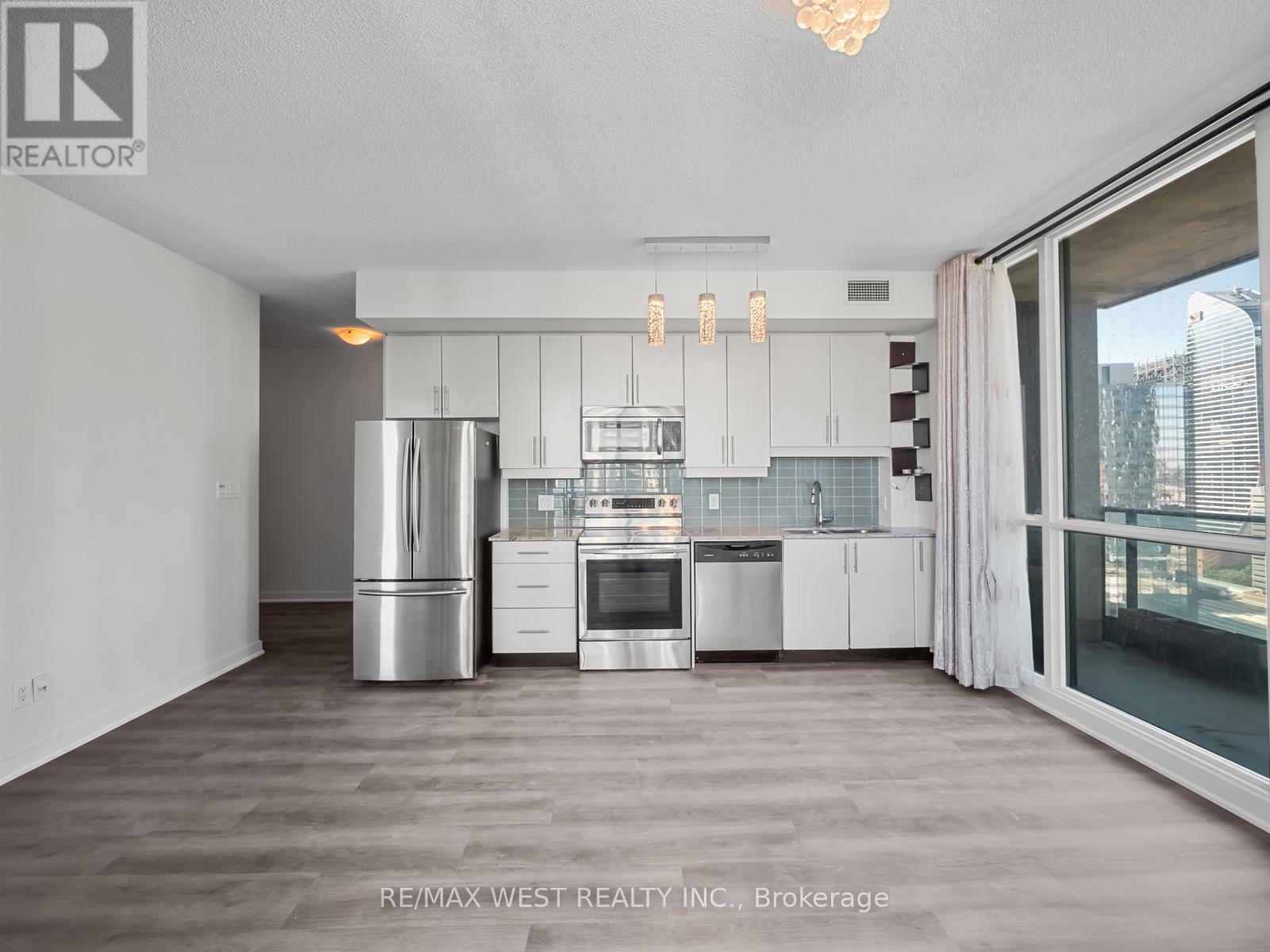 3104 - 33 Bay Street, Toronto, ON - Indoor Photo Showing Kitchen With Stainless Steel Kitchen