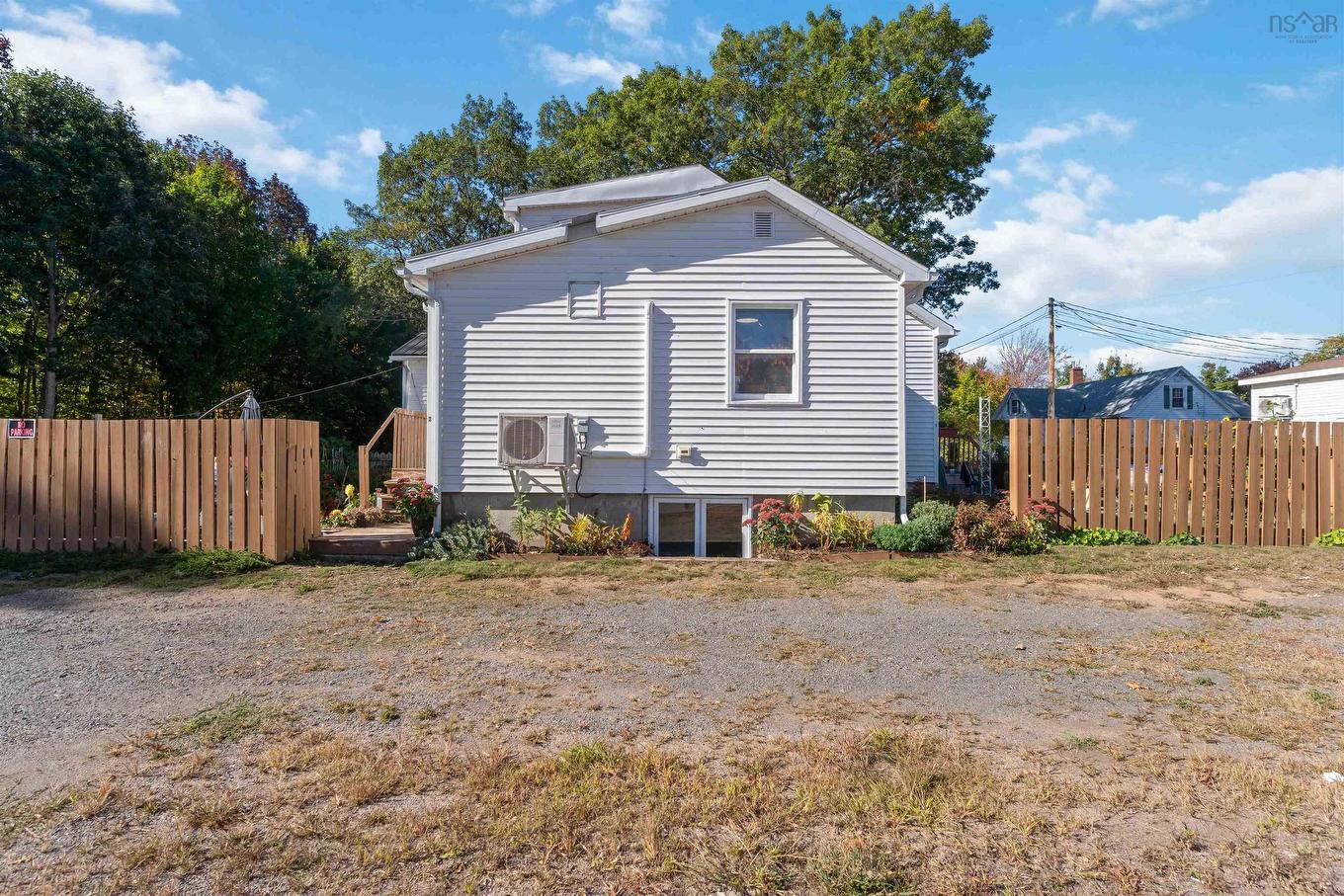 796 & 800 Main Street, Kingston, NS