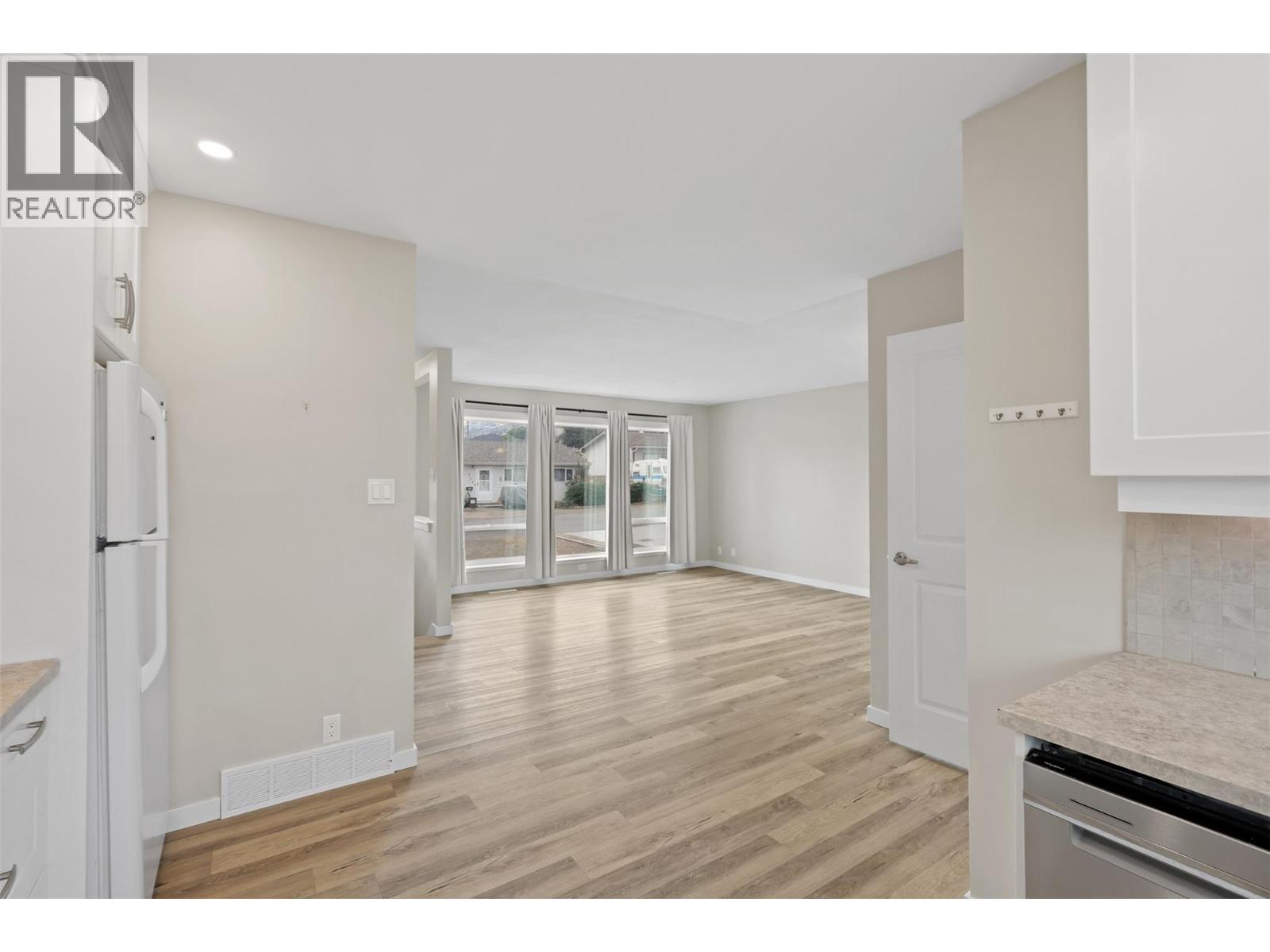 293 Walnut Avenue, Kamloops, BC - Indoor Photo Showing Other Room